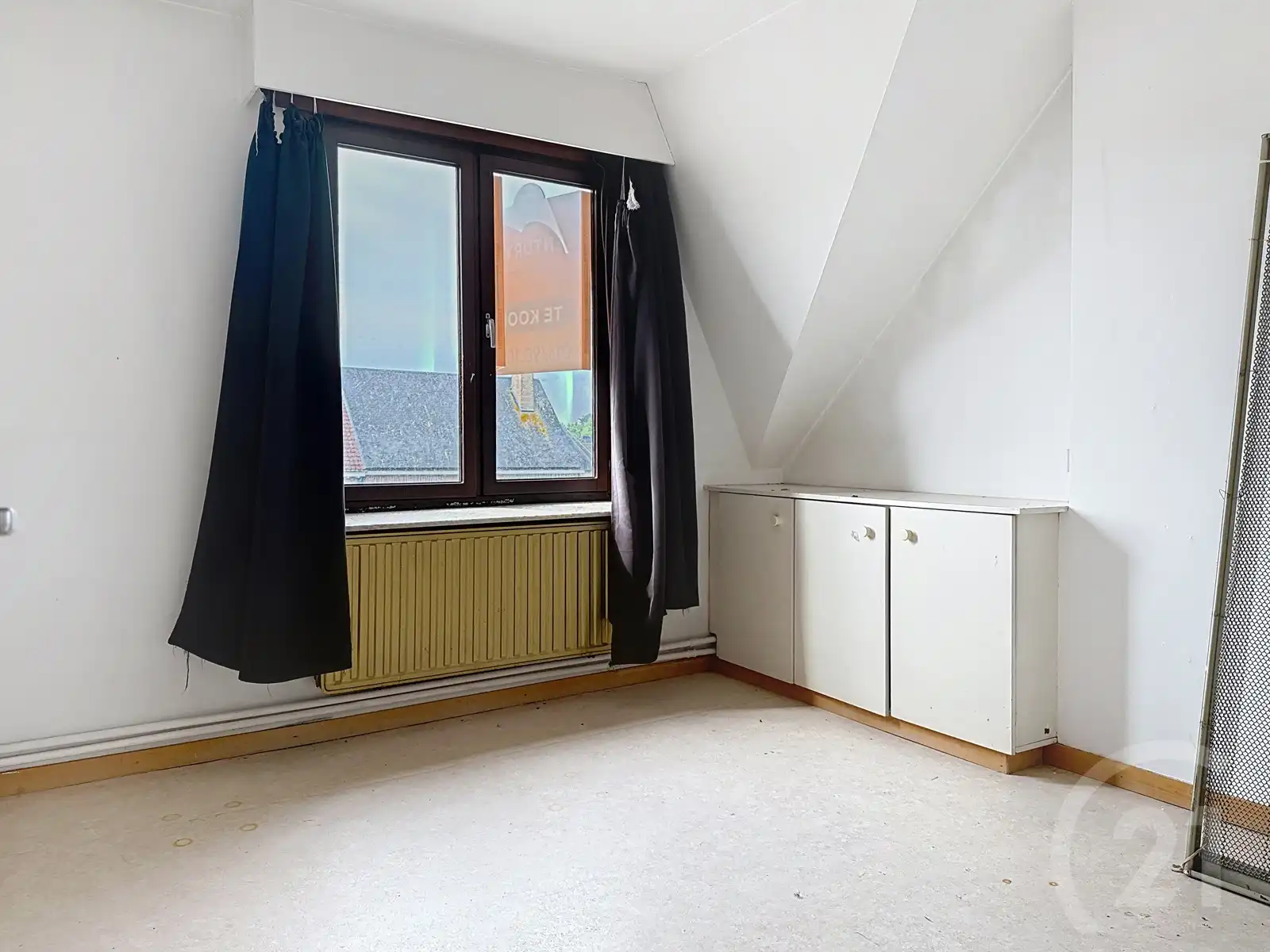 Zeer ruim appartement te koop in het centrum van Ramsel! foto 16