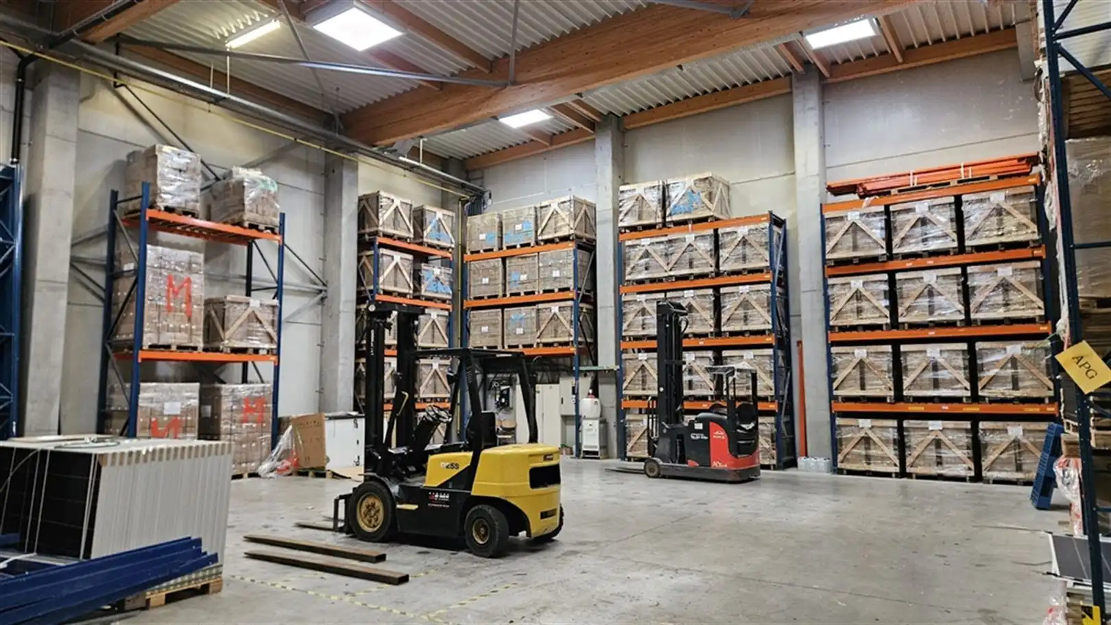 Magazijn + passief kantoorgebouw foto 8