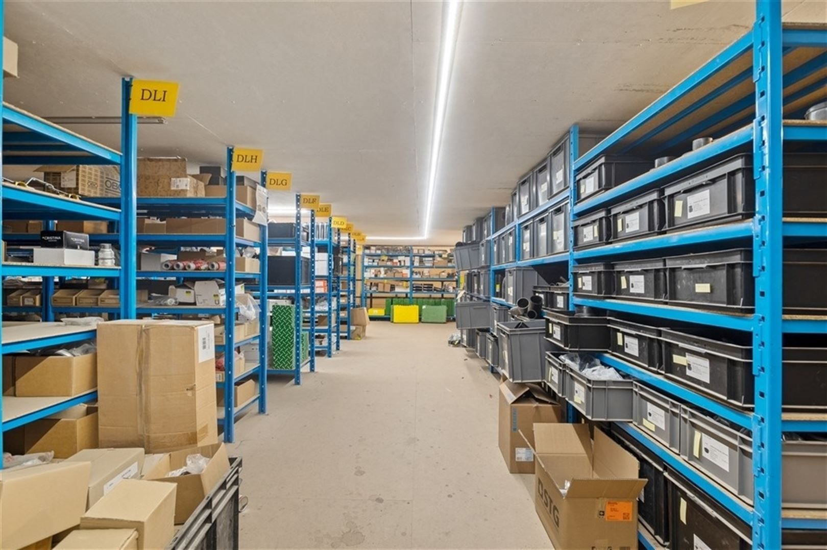 Magazijn + passief kantoorgebouw foto 8