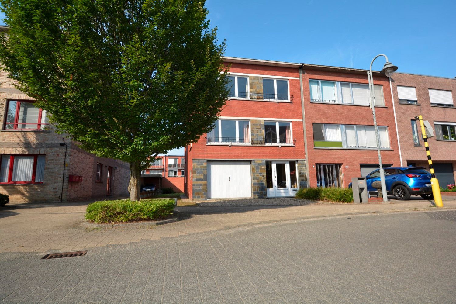 VERKOCHT! TE RENOVEREN WONING TE CENTRUM RANST! foto 1