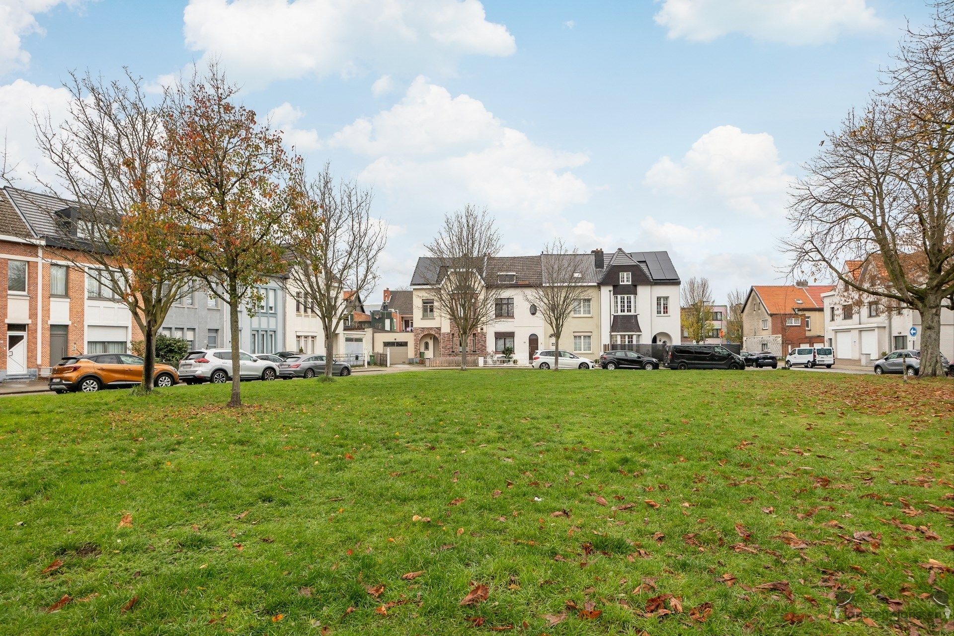 Mooi volledig gerenoveerd huis met EPC A aan groen plein foto 25