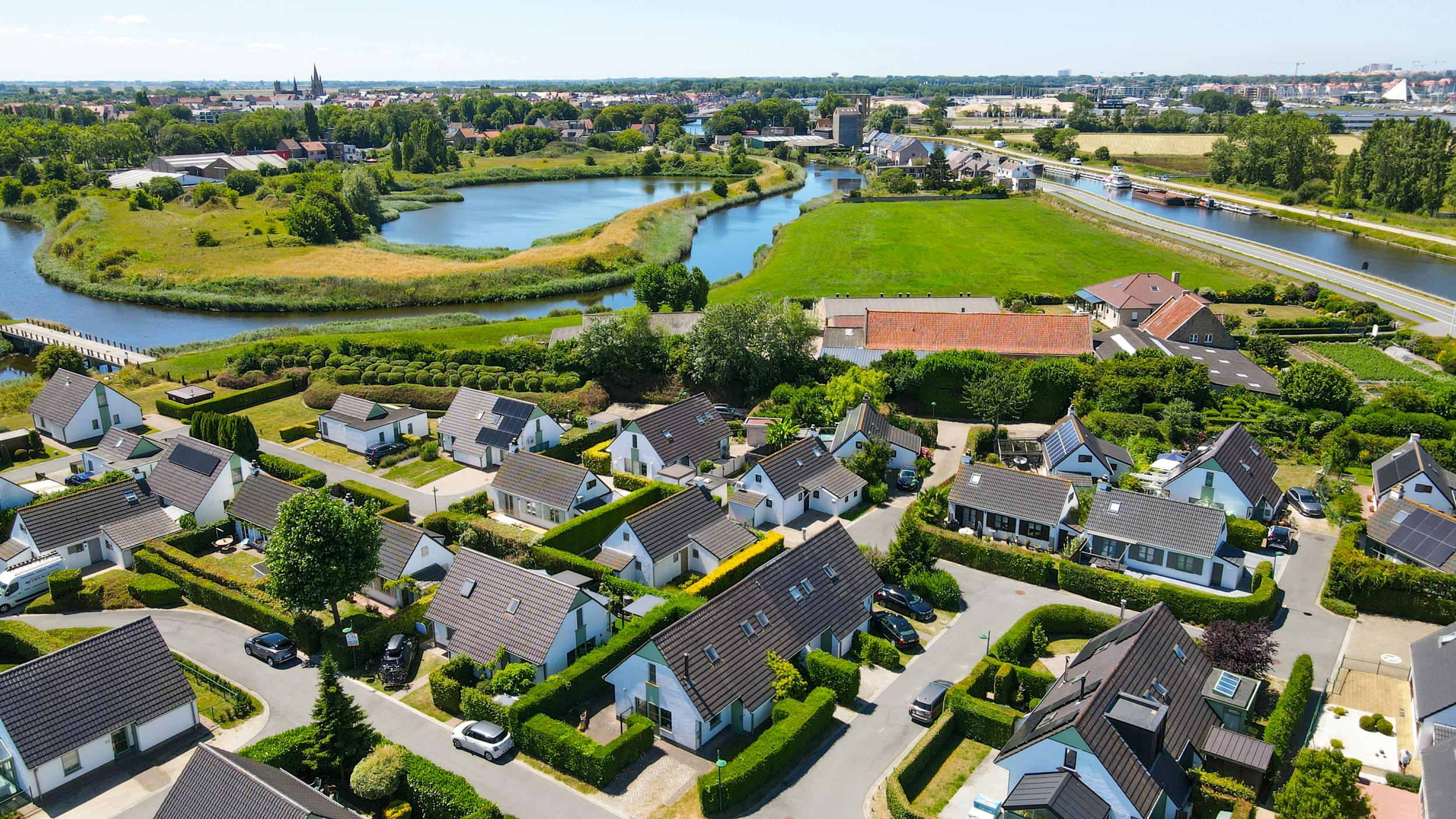 Vakantiewoning met vier slaapkamers en terras te Nieuwpoort foto 24