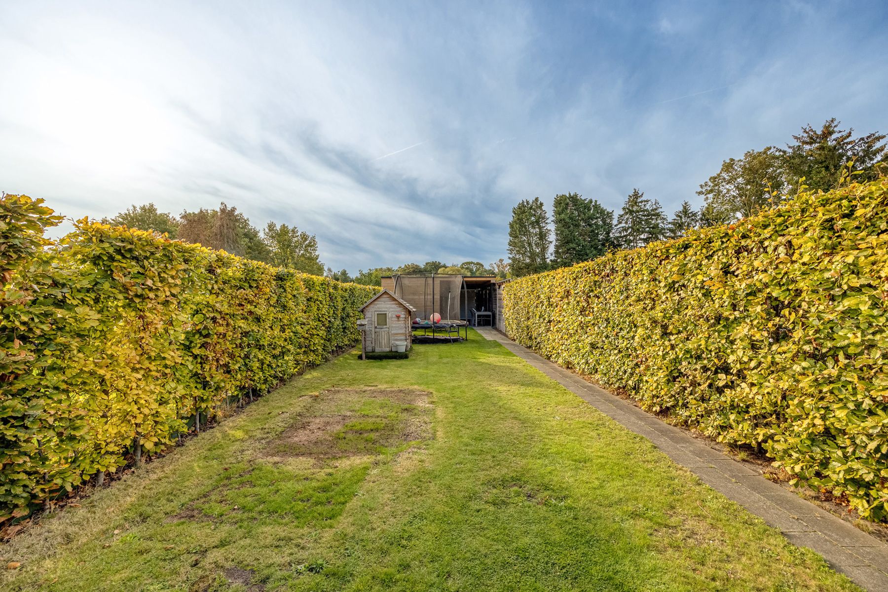Charmante en goed onderhouden woning met 2 à 3 slk + garage foto 24