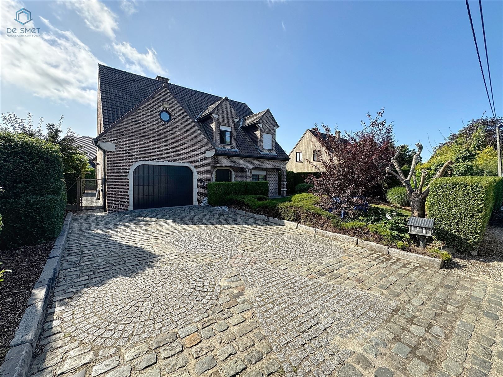 Prachtig gerenoveerde villa met 4 slaapkamers, garage en zwembad foto 30