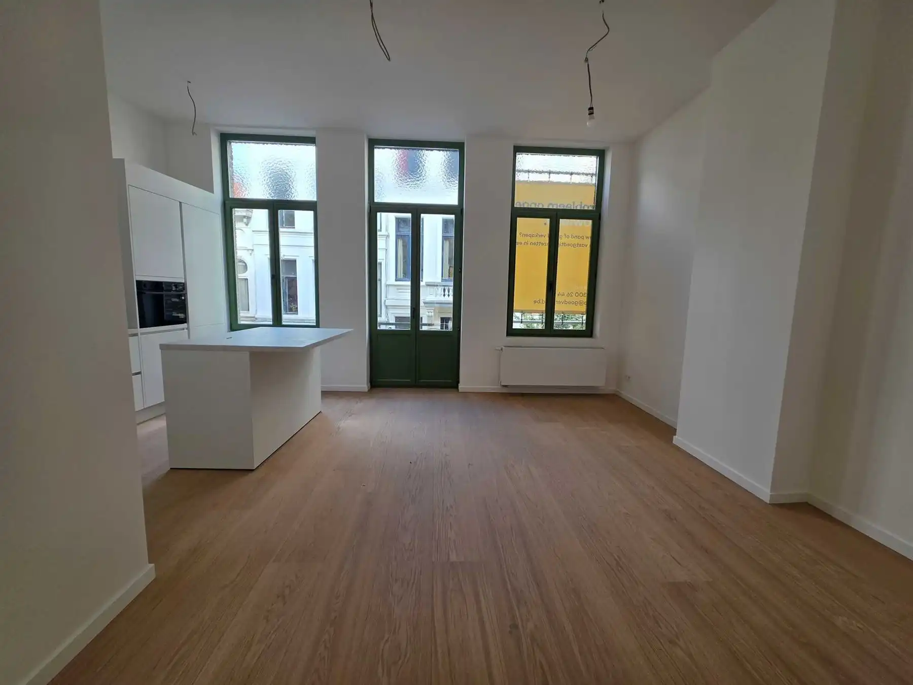 Volledig gerenoveerd appartement van 65 m² met 1 slaapkamer en balkon nabij Zurenborg foto 6