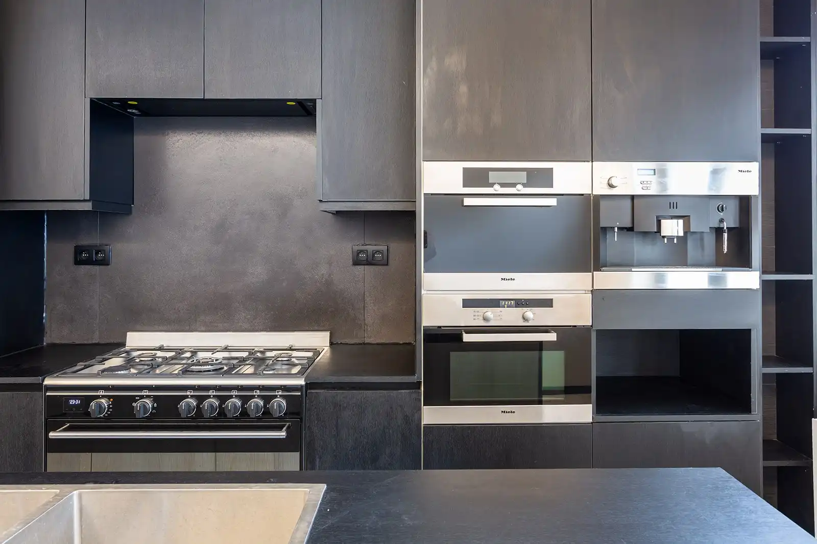 Stijlvolle woning, 3 slpk., gerenoveerd, zonnige tuin foto 14