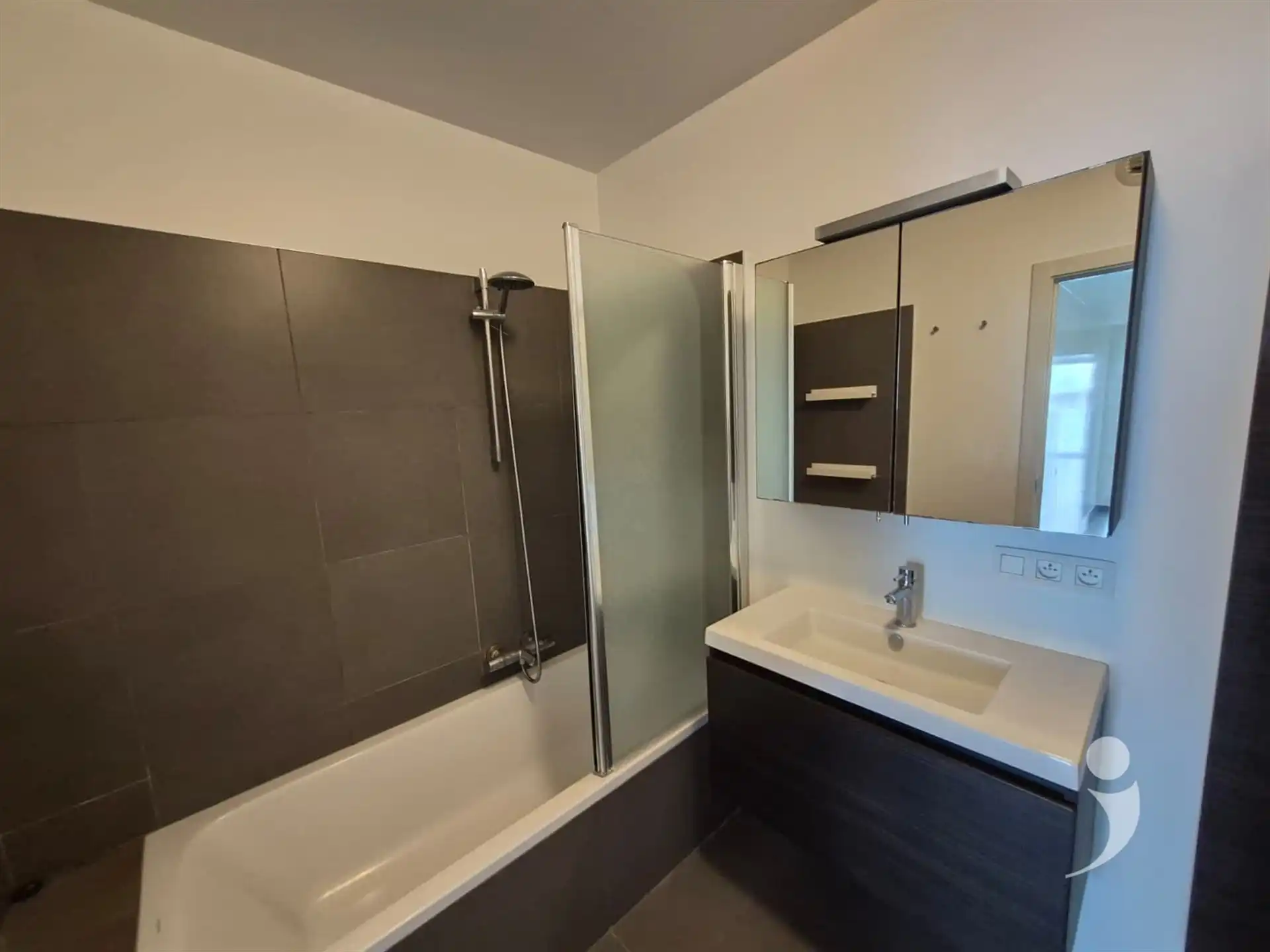 Recent appartement foto 16