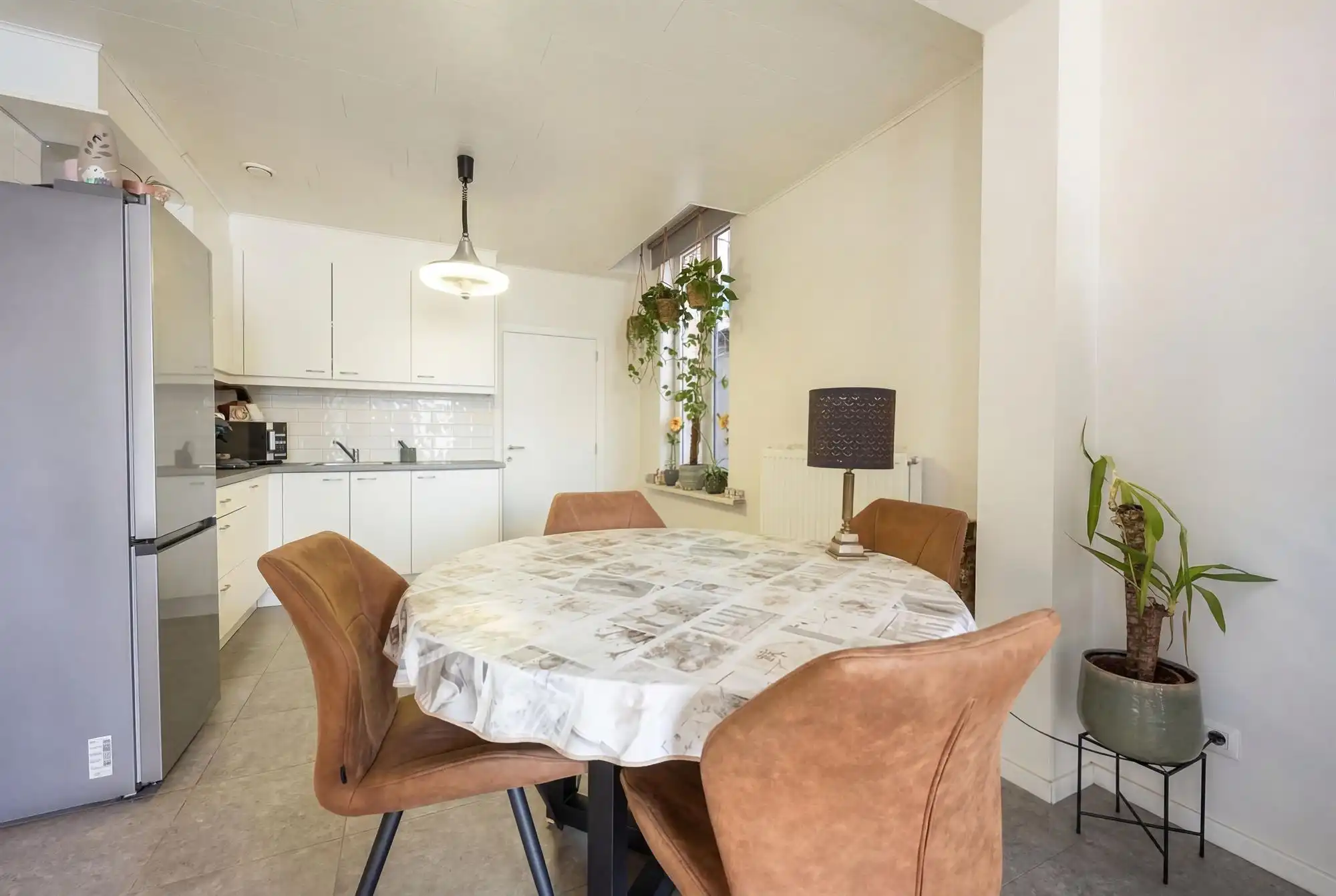 Gelijkvloersappartement met 2 slaapkamers en garagebox foto 7