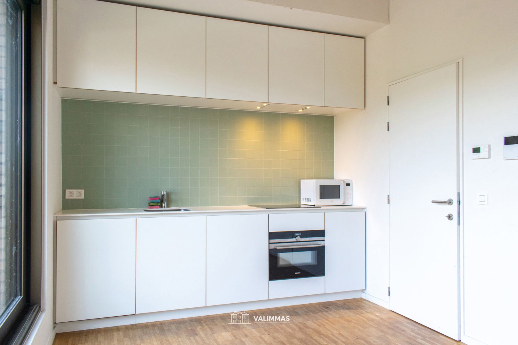 Instapklaar duplex-appartement met terras & parking... foto 6