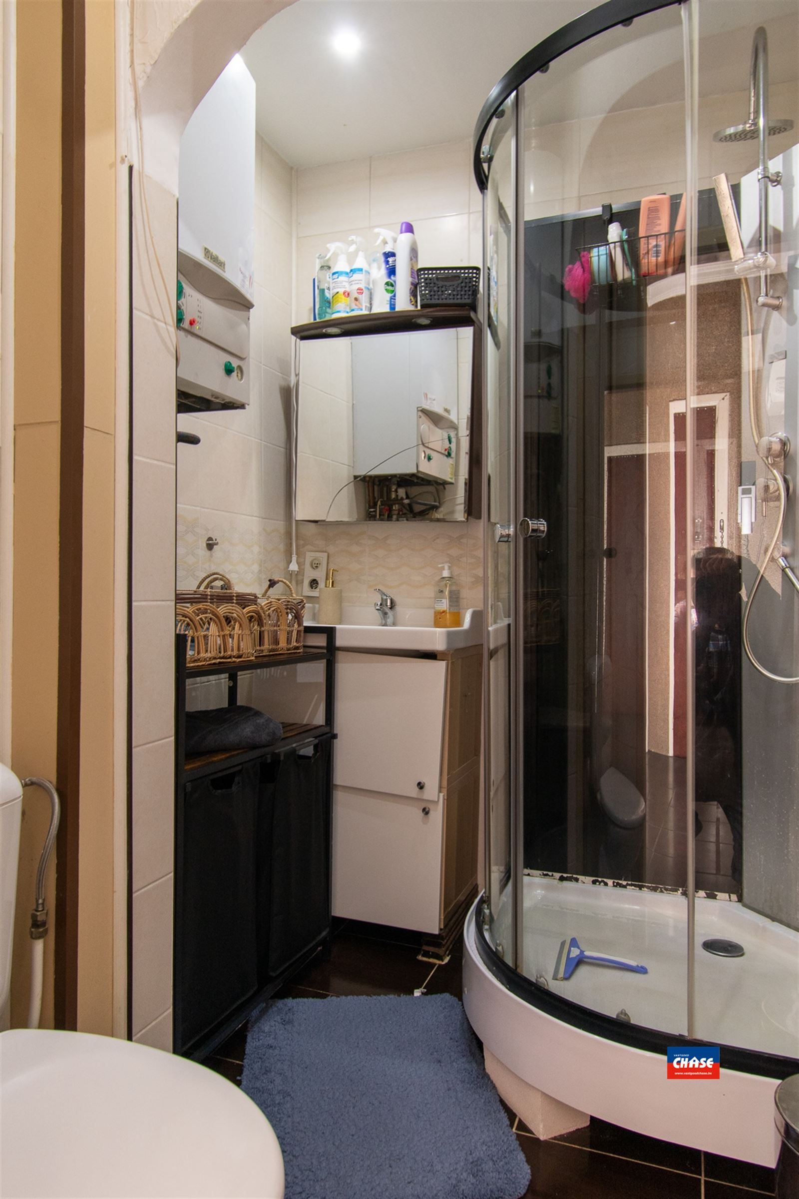 Centraal gelegen appartement met 2 slaapkamers foto 7