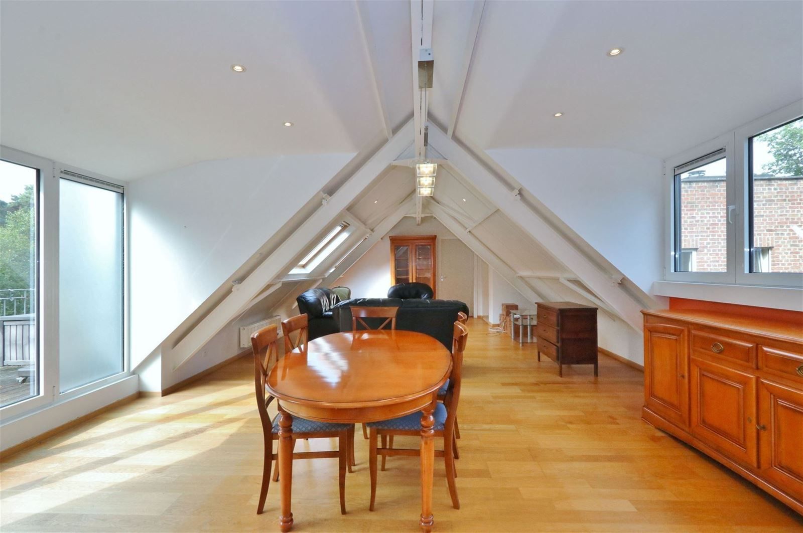 Appartement met 2 slaapkamers + garagebox te Buizingen  foto 5