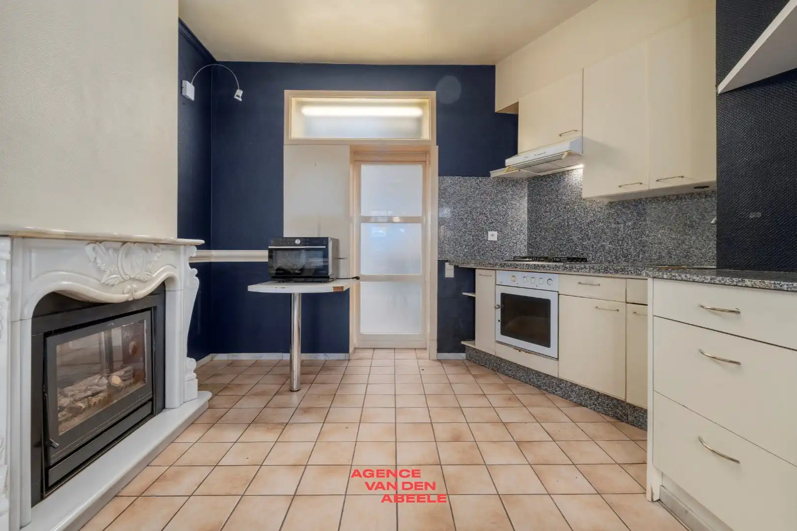 Schitterend gelegen te renoveren woning met 3 slaapkamers  foto 4