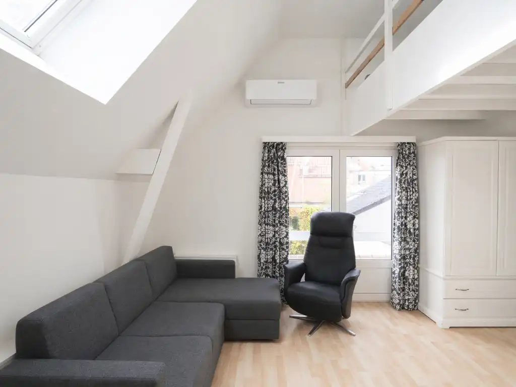 Opbrengsteigendom bestaande uit verschillende studio's en éénslaapkamer­appartementen in het centrum van Gent. foto 7
