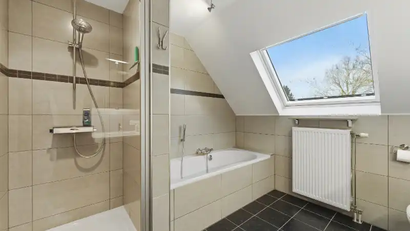 Villa van 209m² met 4 slaapkamers en zeer mooie tuin op 17 are foto 27