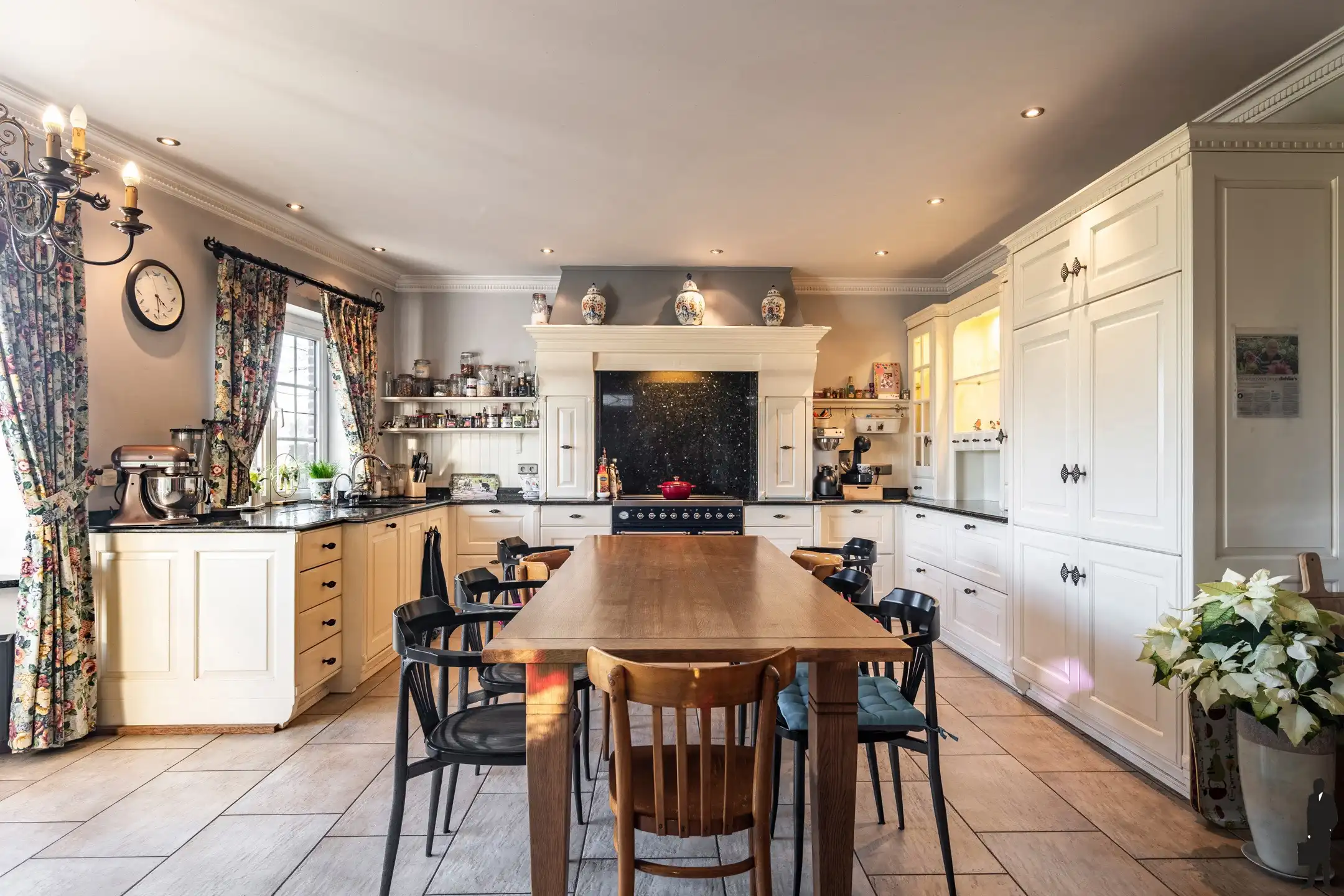 Ruime woning van ca. 400m² met EPC B, landelijk gelegen. foto 3