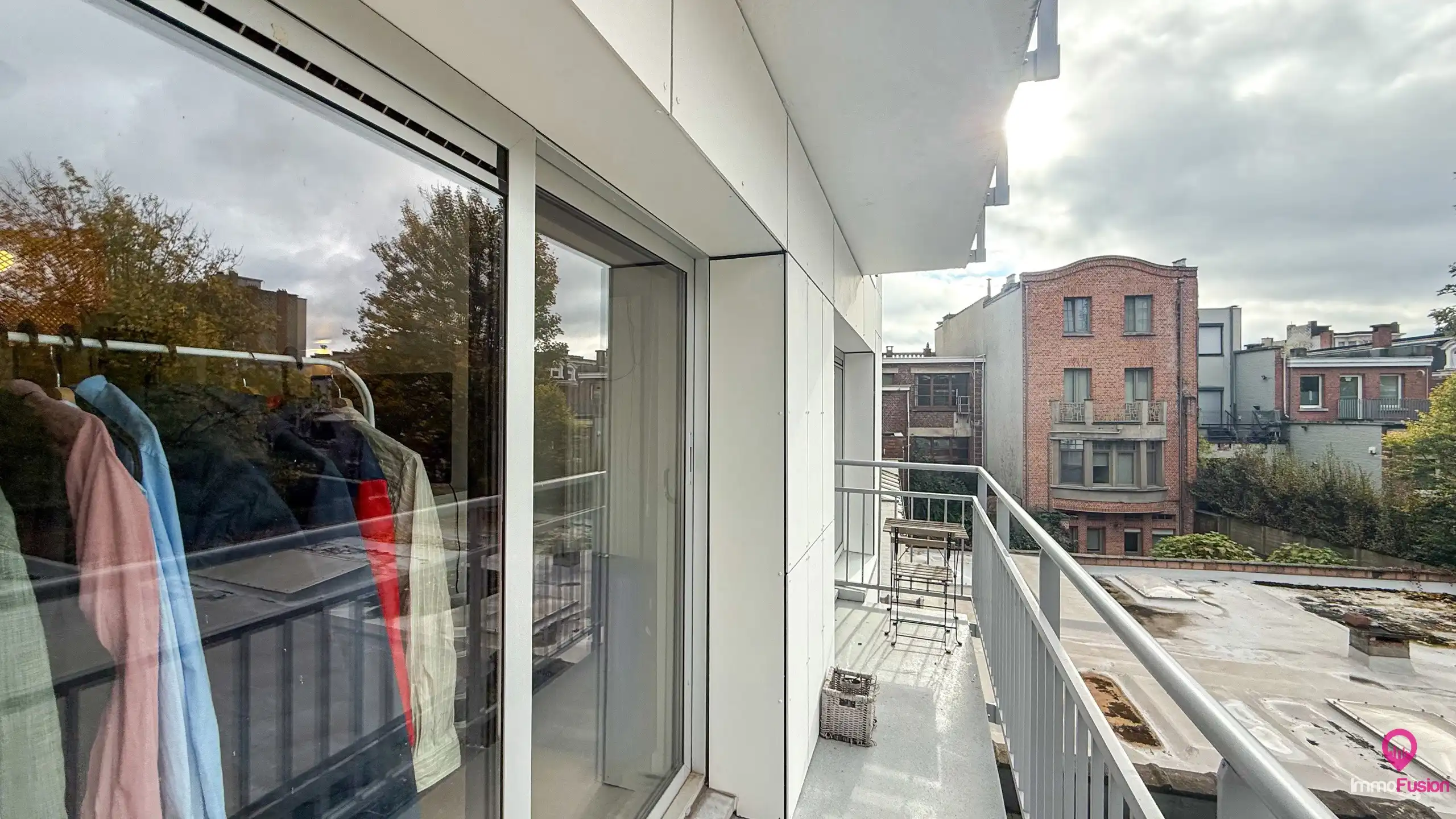 Residentieel modern appartement met ondergronde parking! foto 13