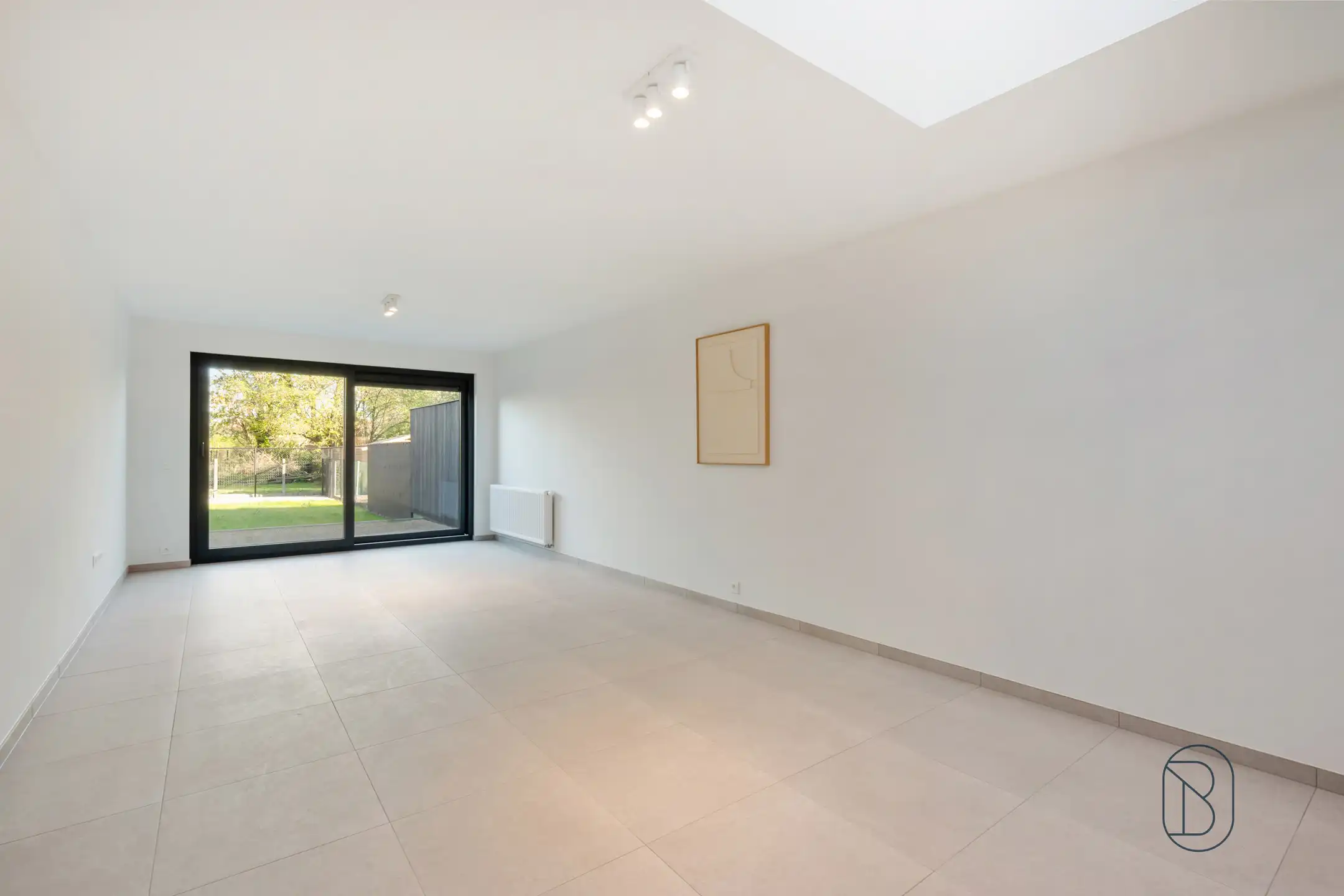 Kwalitatief gerenoveerde woning met tuin, en 3 slk.  foto 6