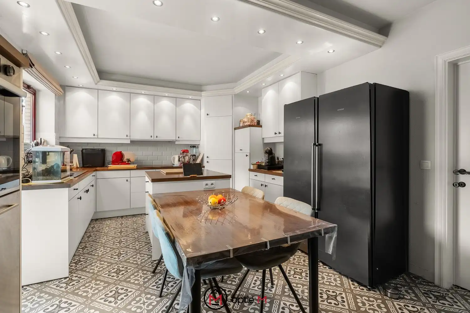 Ruim gerenoveerd appartement van 170 m² met 4 slaapkamers en twee terrassen in hartje Genk foto 13