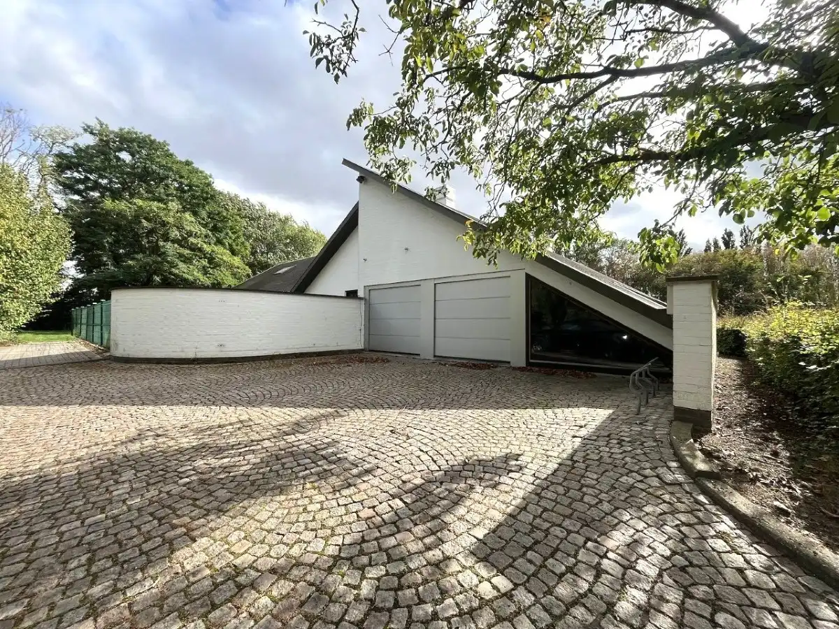 Langemark - Alleenstaande ruime villa met zwembad&nbsp; op een uitzonderlijk domein foto 29