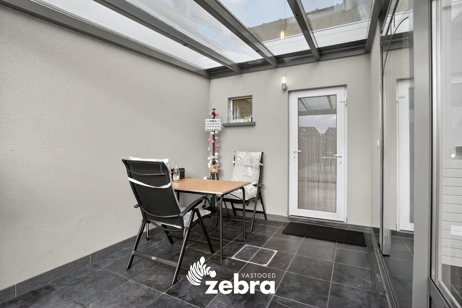 Instapklare woning met 3 slaapkamers en uitweg te Roeselare! foto 13