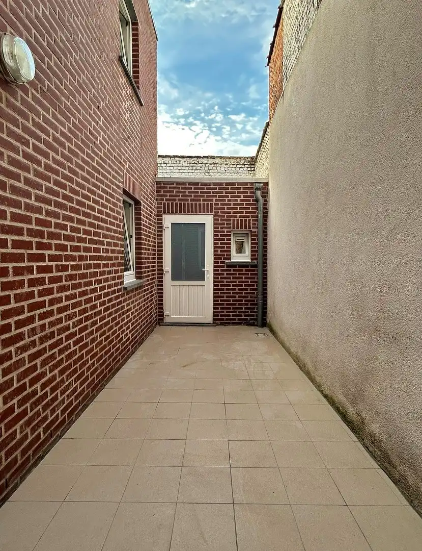 Duplex-appartement met terras in het centrum van Ieper foto 7