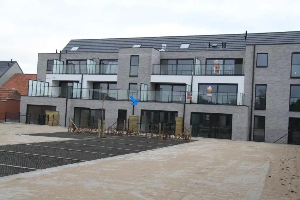 Gelijkvloers, energiezuinig appartement in centrum Westrozebeke foto 6