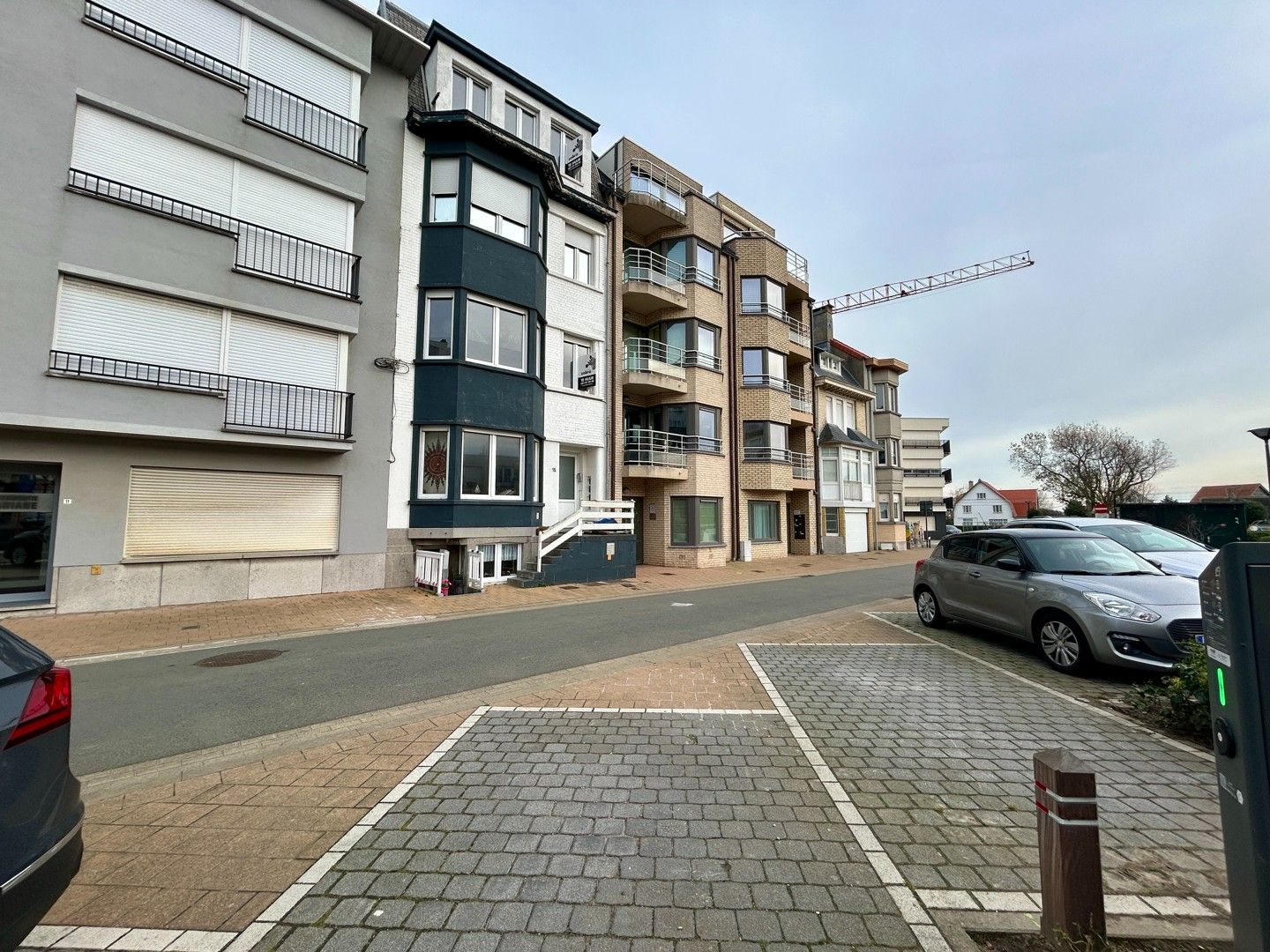 Instapklaar 1-slaapkamer appartement vlakbij de zeedijk van Westende! foto 7
