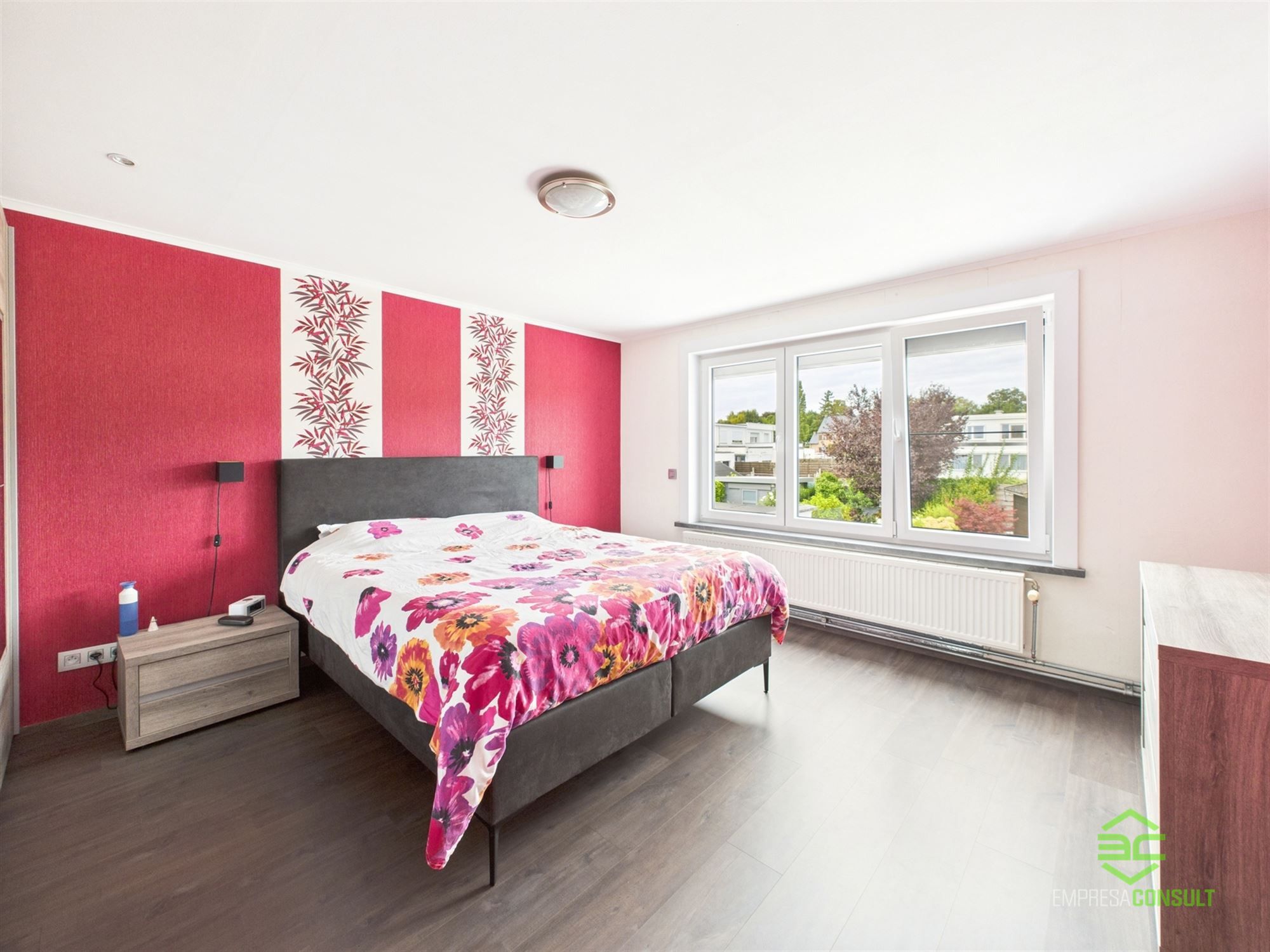 Instapklare woning met 3 slpk op een topligging! foto 20