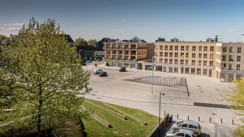 Grote ondergrondse parkeerplaats te huur onder het Marktplein in Harelbeke foto 3