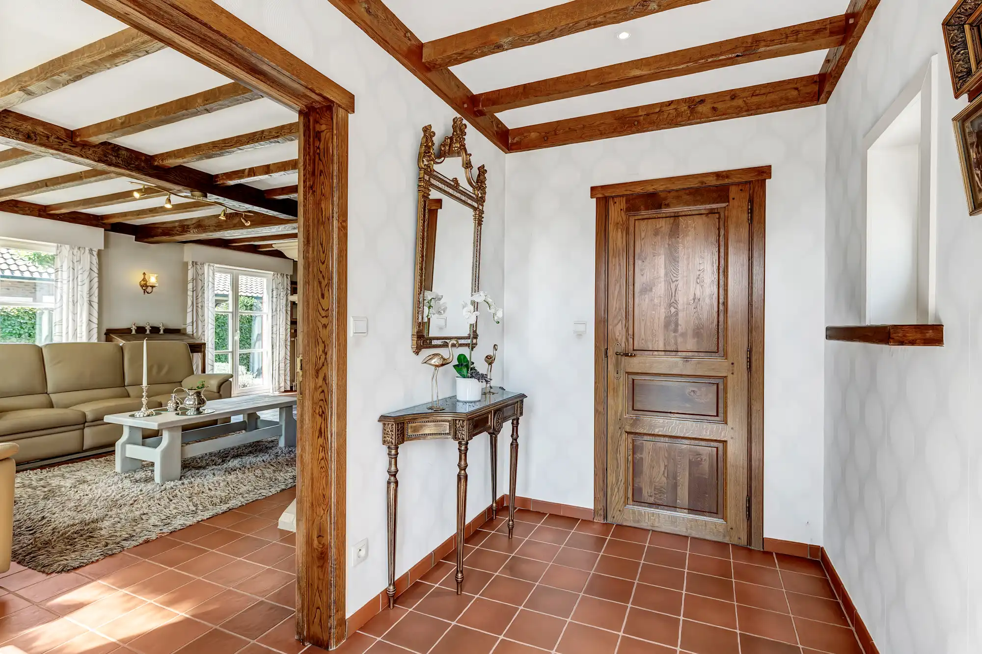 Karaktervolle vrijstaande woning in Nazareth-De Pinte foto 2