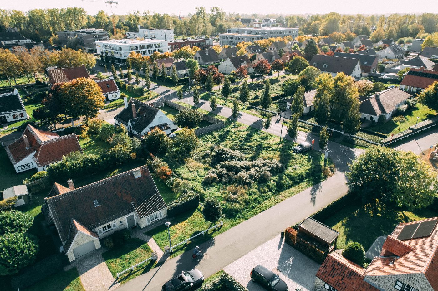 Bouwgrond zonder bouwverplichting met residentiële ligging foto 5