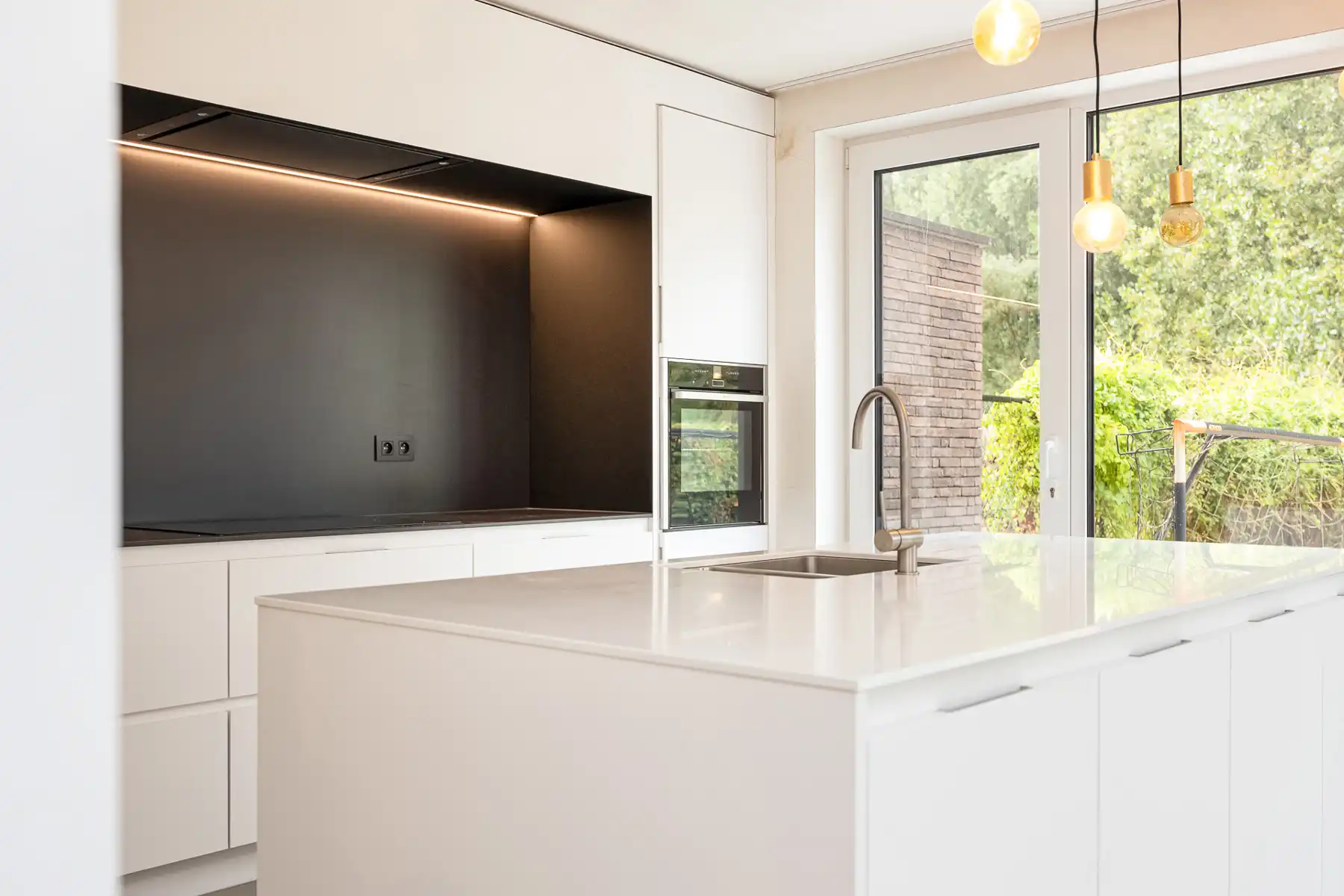 Instapklare woning met 4 slaapkamers en prachtig groenzicht foto 12