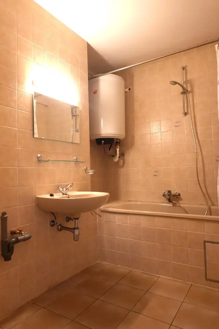 Appartement met 2 slaapkamers te huur.  foto 4