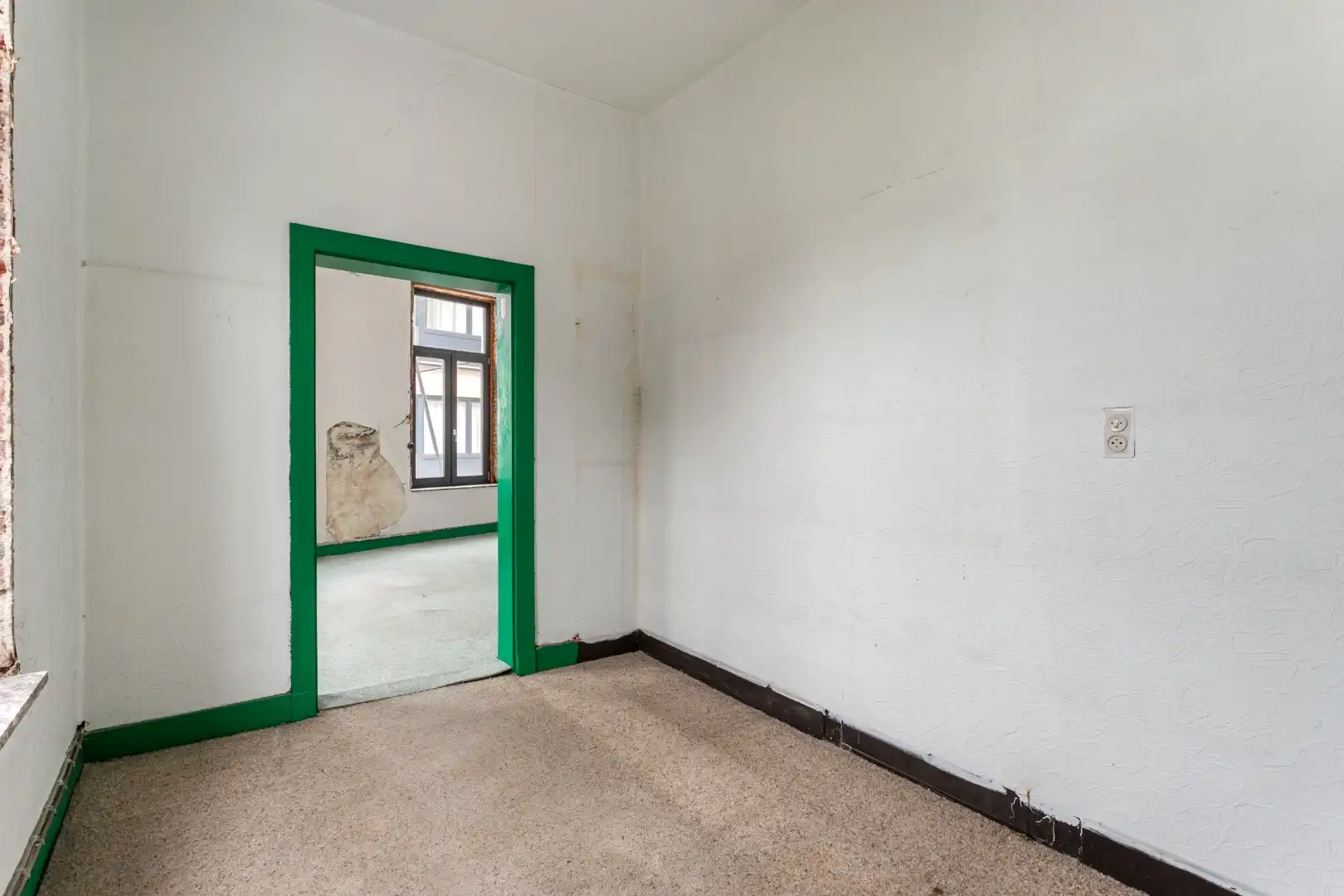 Karaktervol handelshuis op een gunstige ligging in hartje Halle foto 10