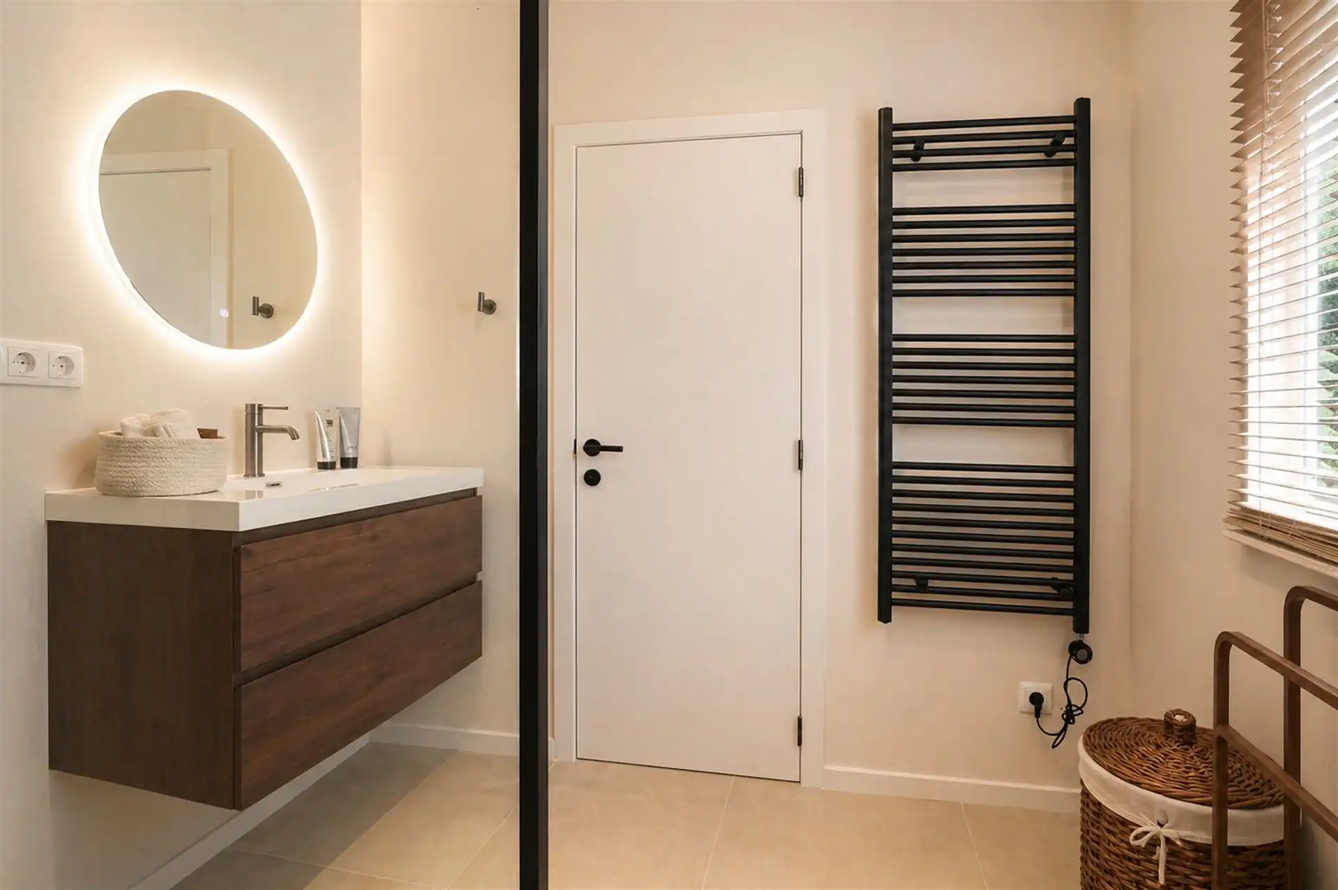 Energiezuinige woning in Japandi-stijl op 't Lammeken foto 12