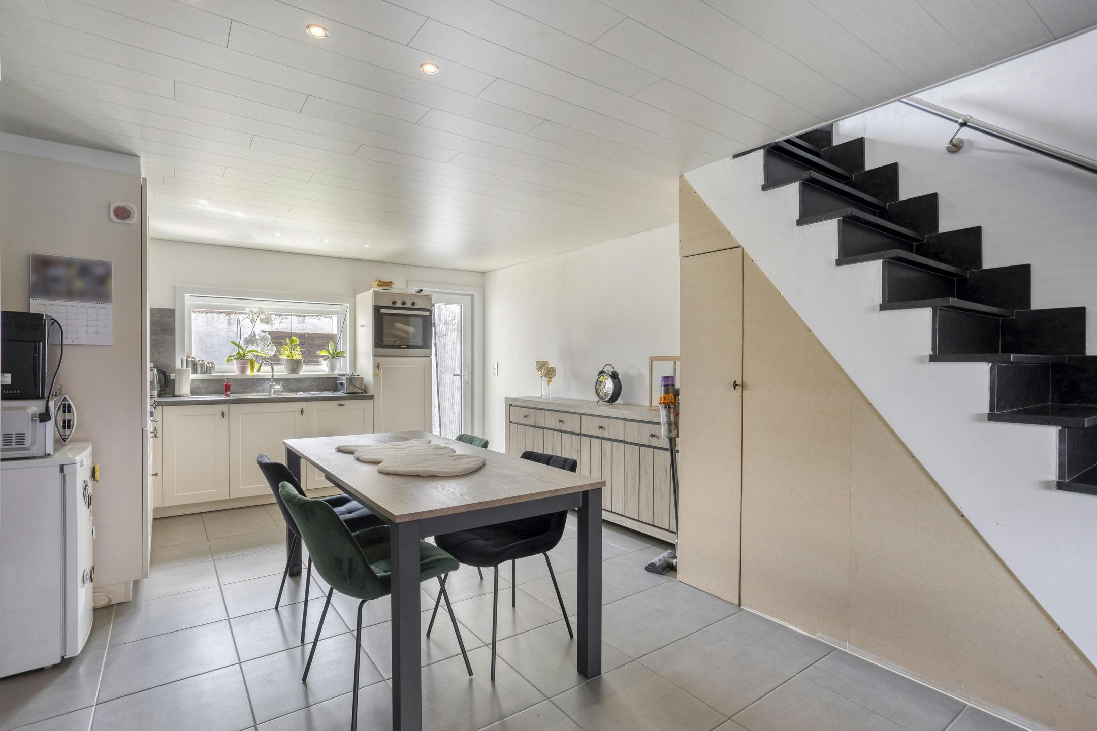 Prachtig gerenoveerde en energiezuinige starterswoning foto 7