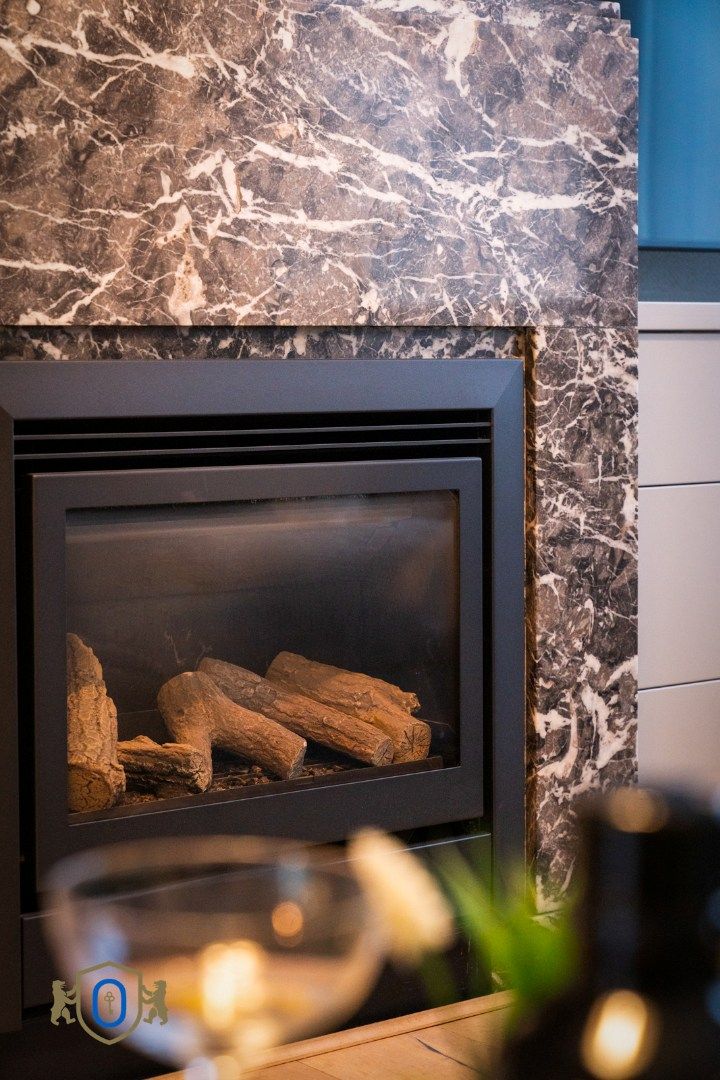 Brugse 3-slpkr herenwoning met studio & romantische tuin foto 6