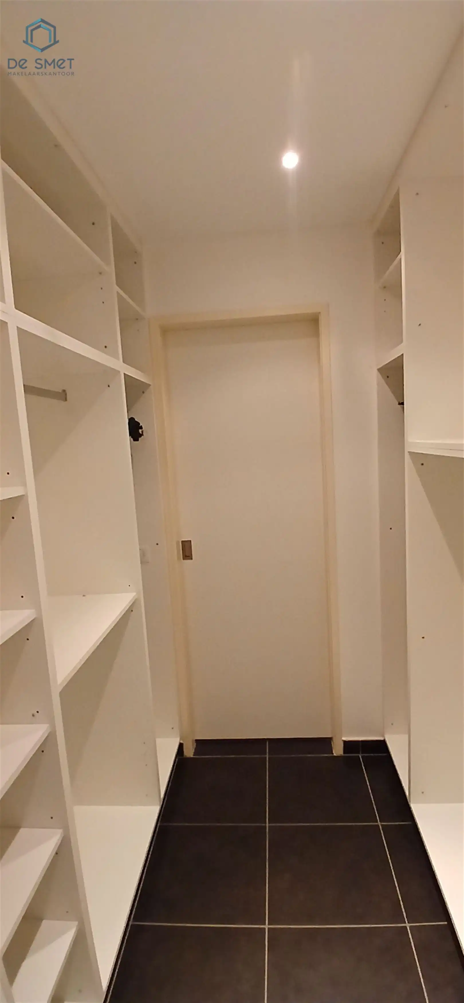 PRACHTIG 1-SLAAPKAMERAPPARTEMENT MET TERRAS & STAANPLAATS foto 18