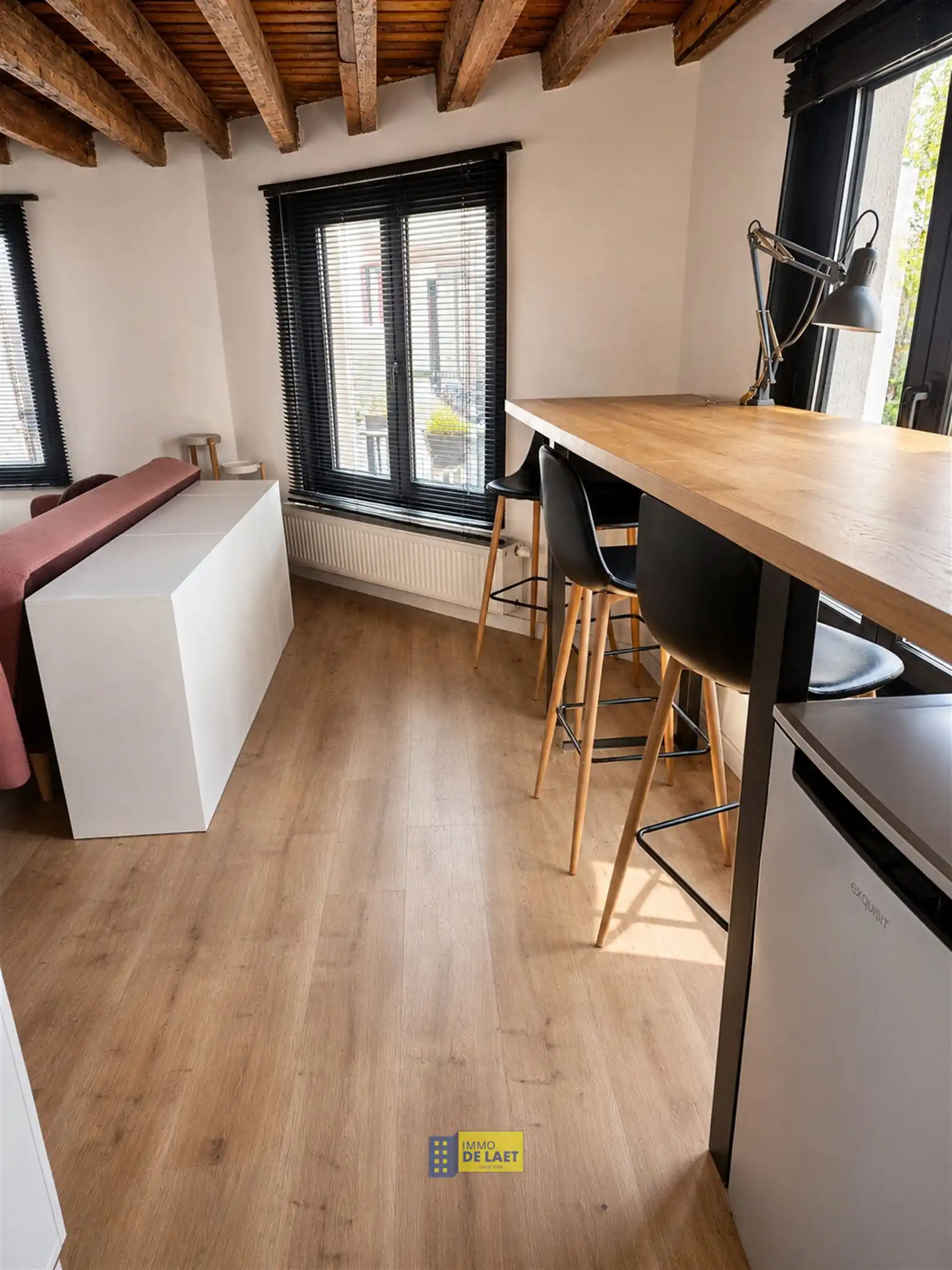 Appartement foto {{pictureIndex}}