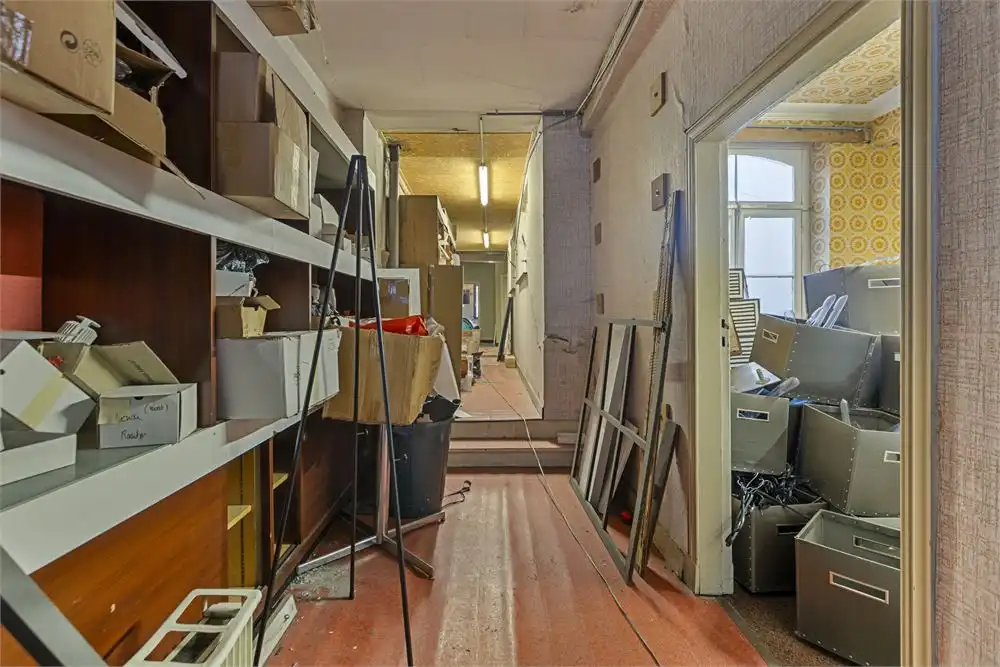 Te renoveren handelshuis op top locatie foto 8