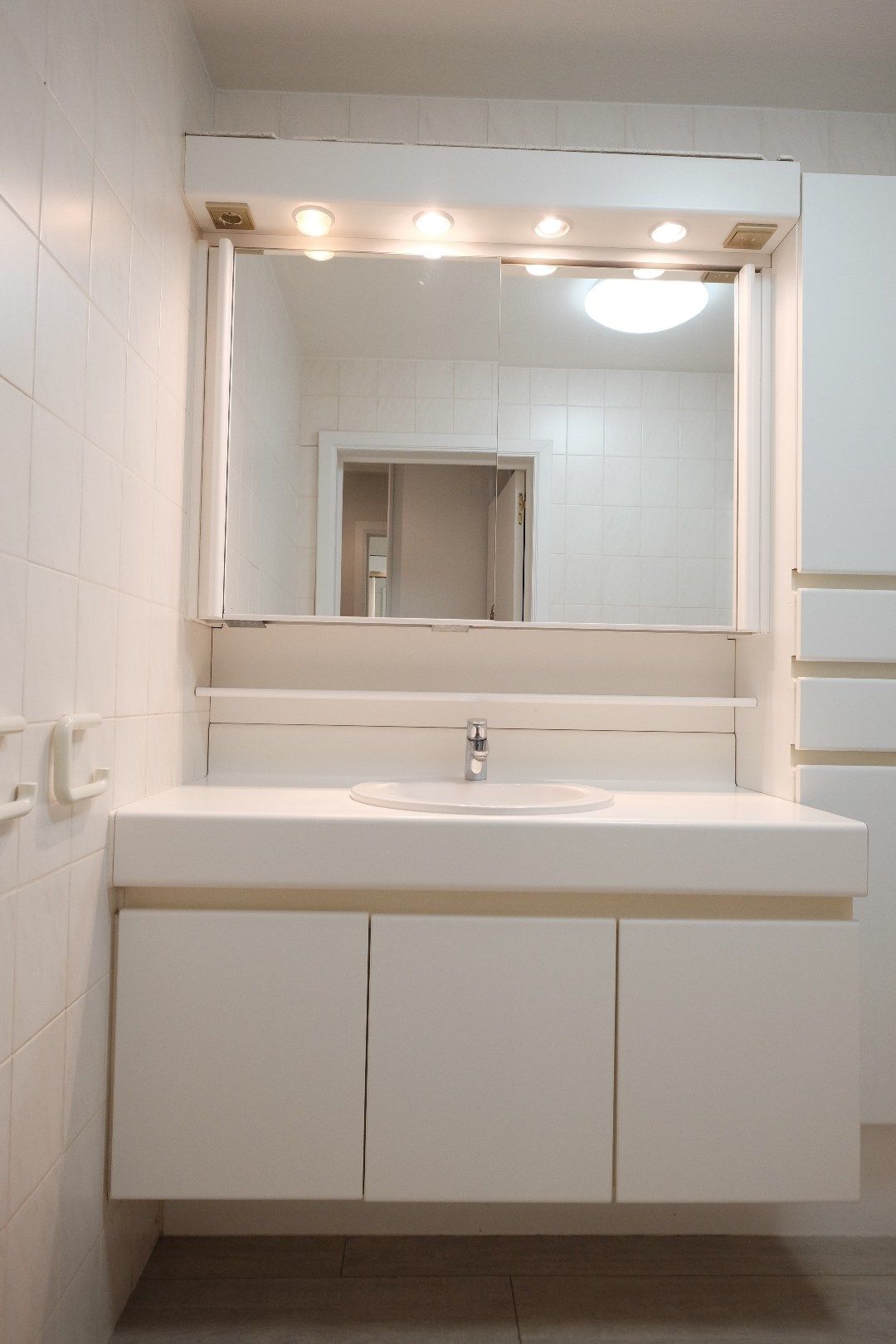 Lichtrijk appartement foto 16