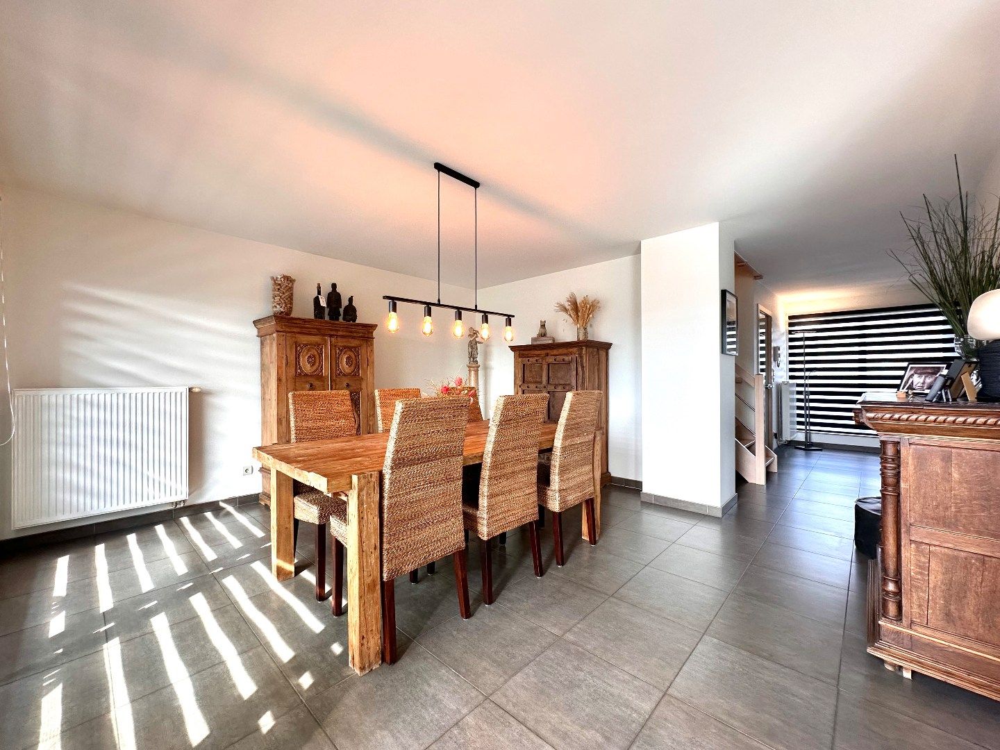 Stijlvol duplexappartement met garage, 2 terrassen en energiezuinig karakter in Kortessem foto 7