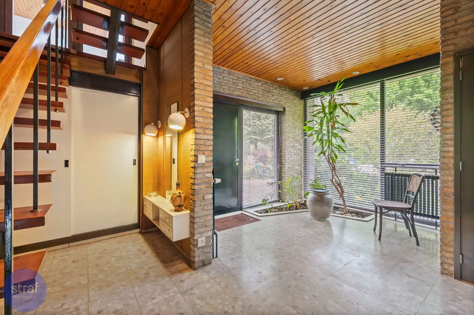Unieke villa met Zuidtuin in de Thonetlaan foto 12