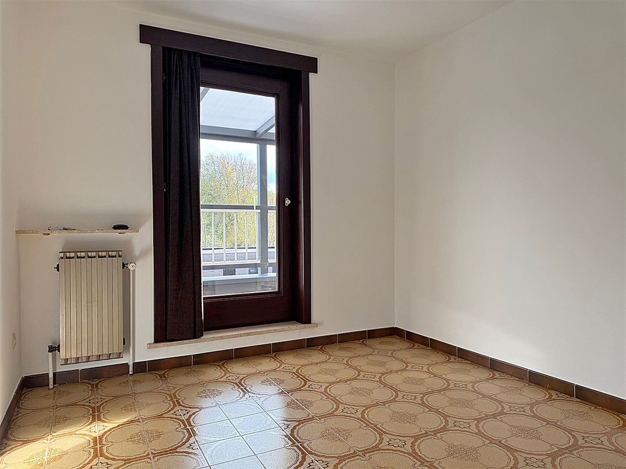 DORPSWONING met 3 slaapkamers, garage & tuin/terras  foto 12