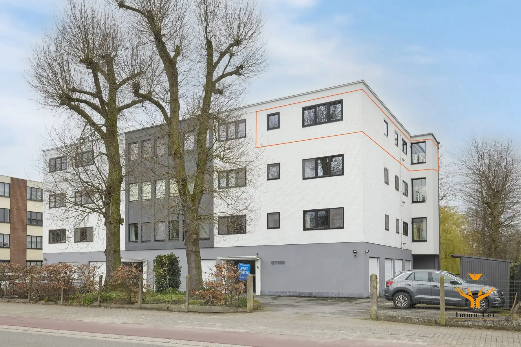 Ruim appartement met panoramisch zicht op het Donkmeer foto 9