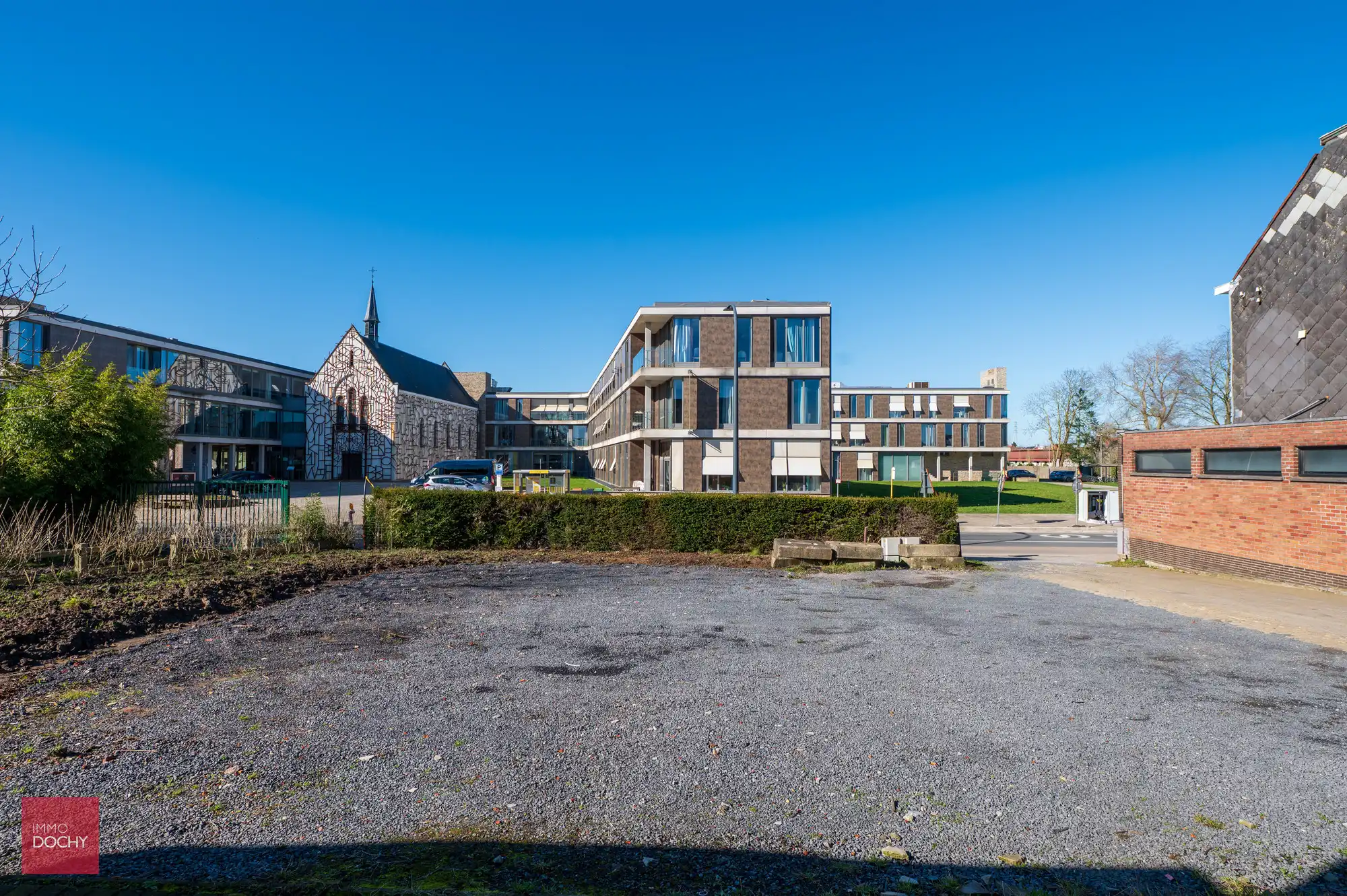 Commercieel gelegen vernieuwde villa met burelen, magazijn en woonst | Gauwelstraat foto 15