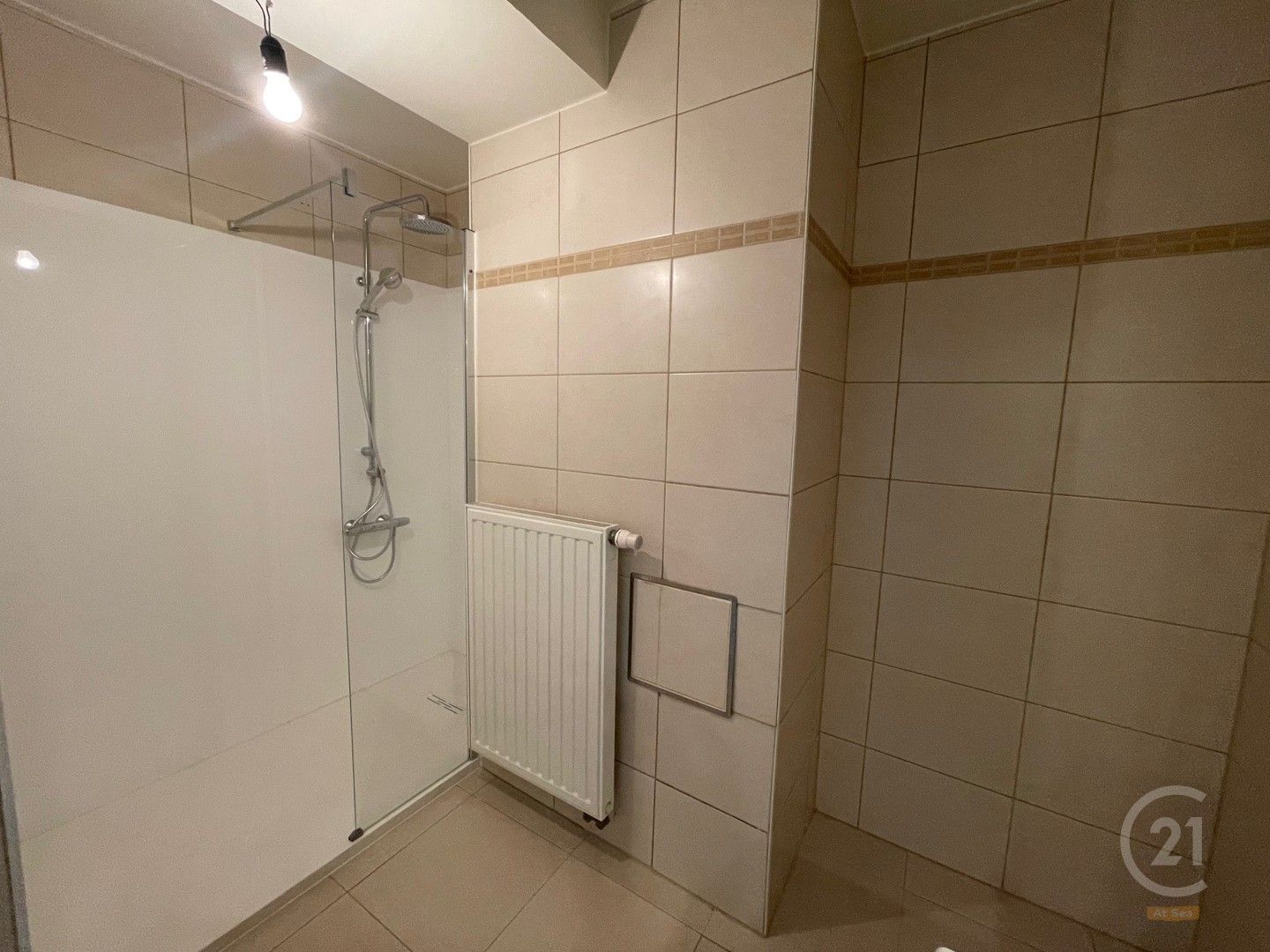 Uniek appartement in het hartje van Westende Dorp en op wandelafstand van zee. foto 9