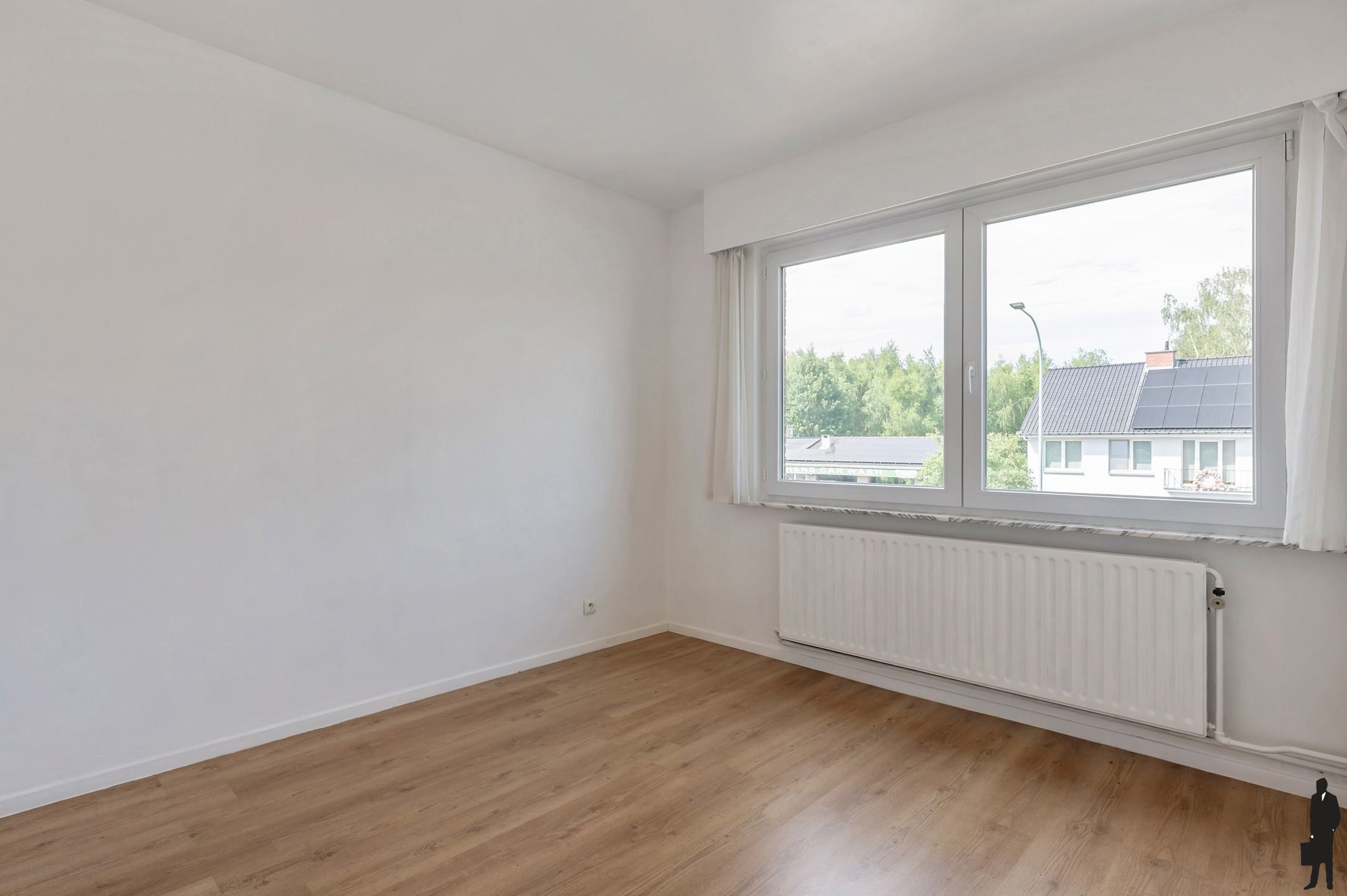 Lichtrijke woning met 4 slk’s, volledig onderkelderd en ZW-tuin op 575 m². foto 13