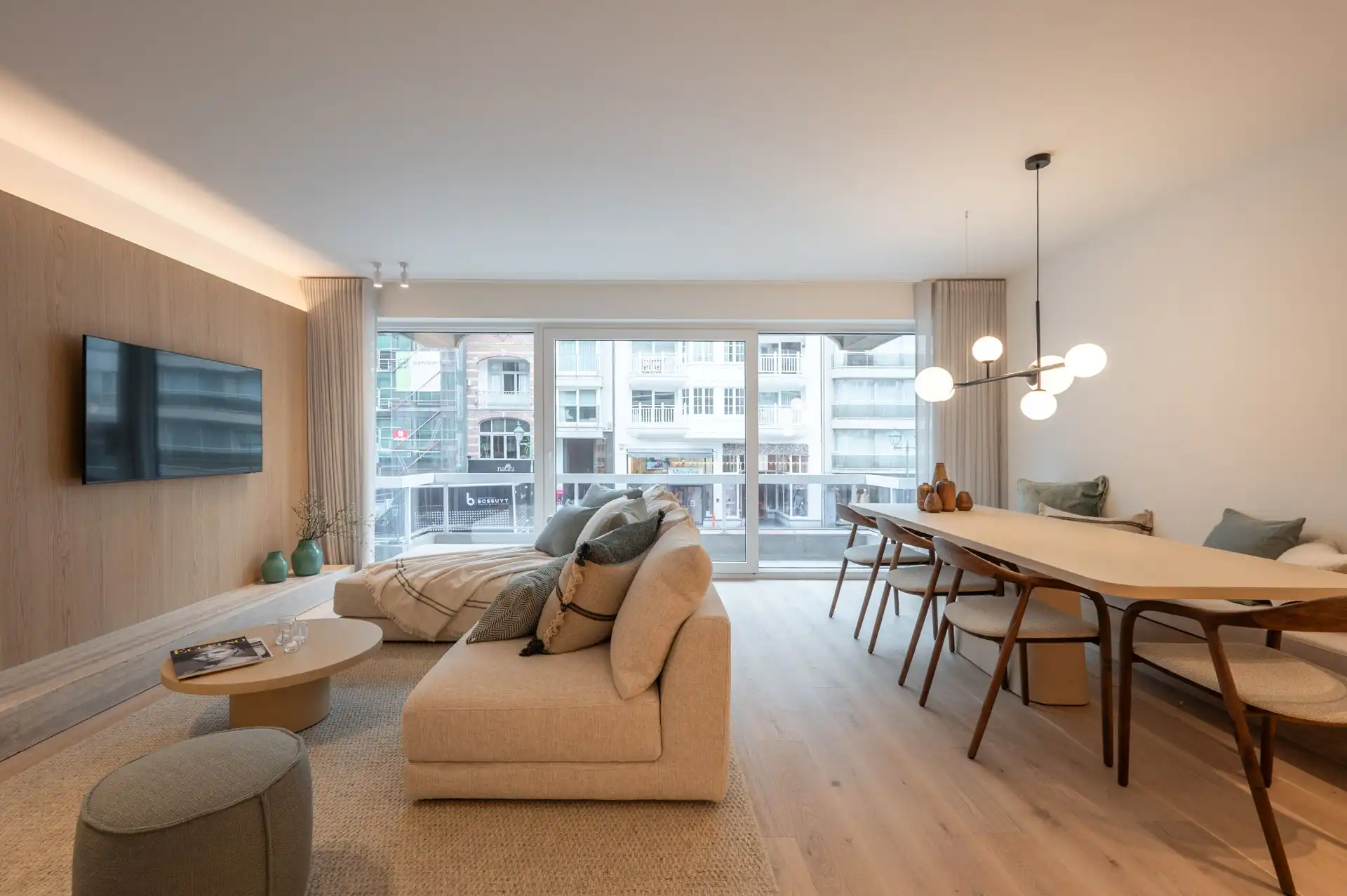 Prachtig gerenoveerd appartement met zuidwesten oriëntatie gelegen in het centrum van Knokke, vlakbij de Dumortierlaan foto 5