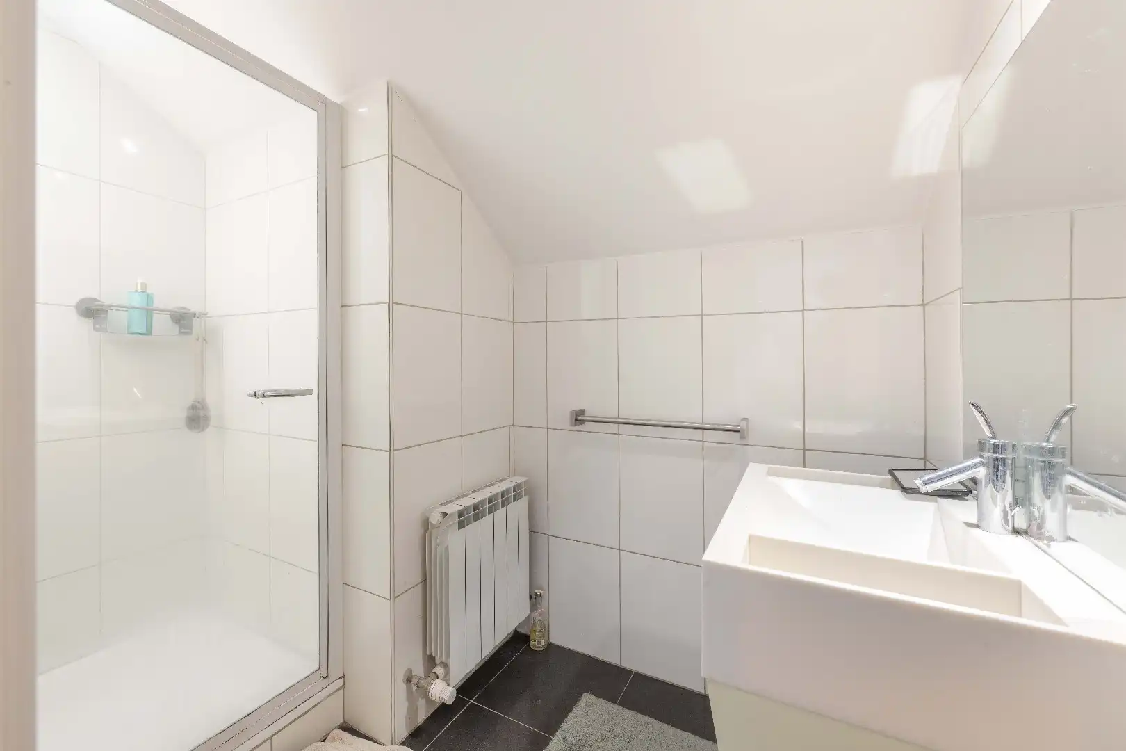 PERFECT ONDERHOUDEN ENERGIEZUINIGE VILLA foto 13